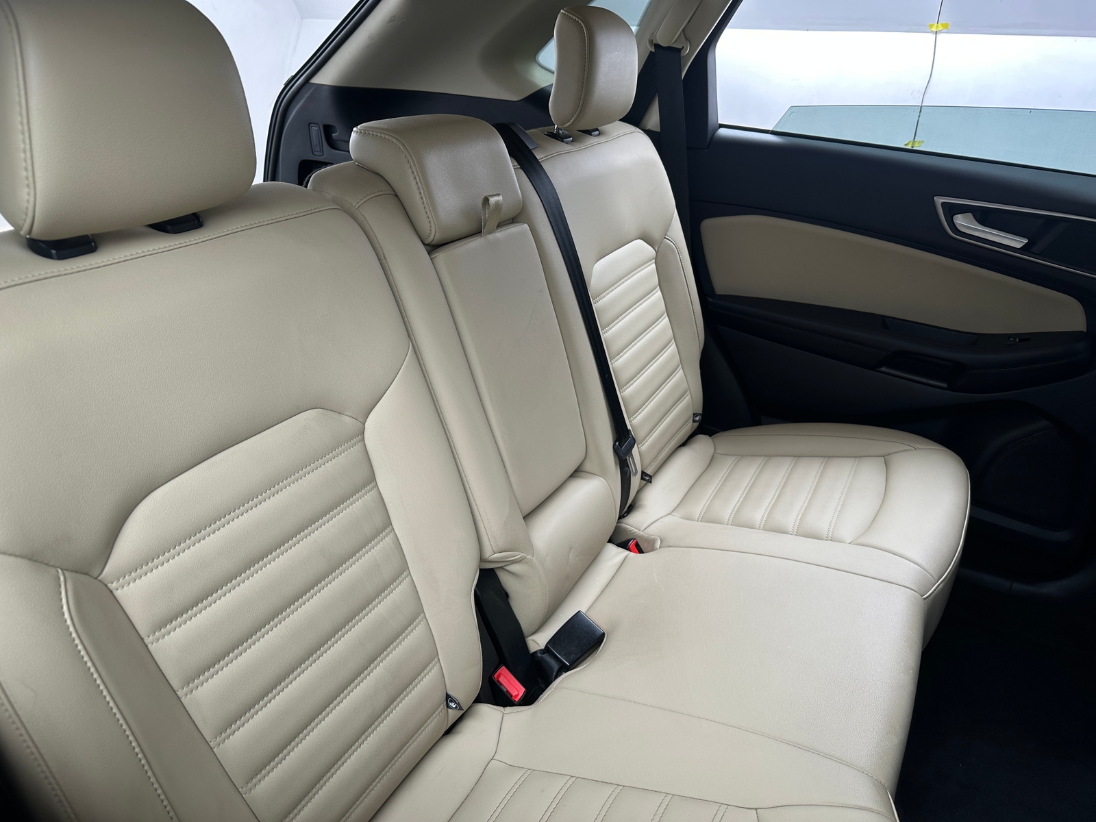 Thumbnail: 2021 Ford Edge - 5