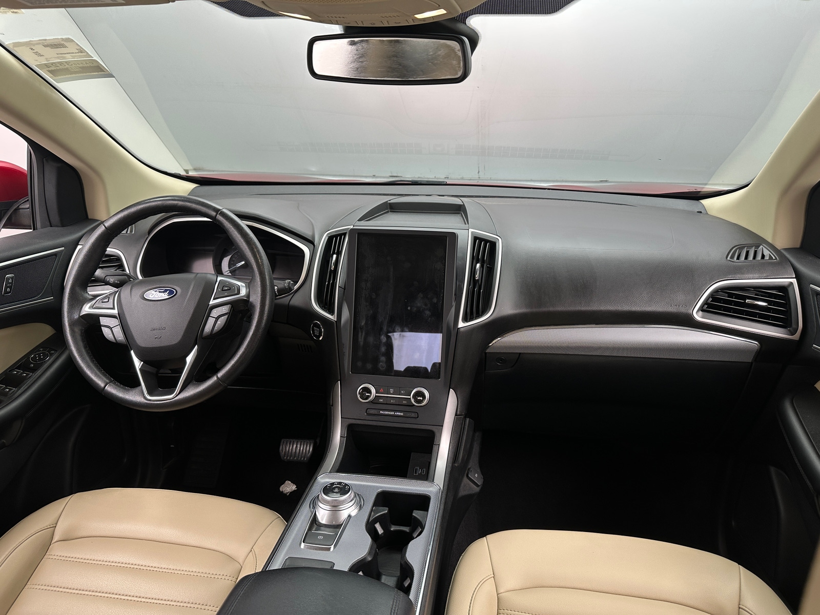 Thumbnail: 2021 Ford Edge - 2