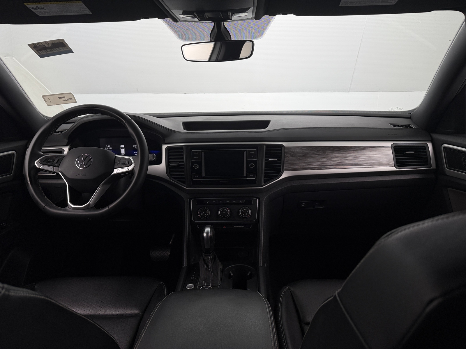 Thumbnail: 2022 Volkswagen Atlas - 2