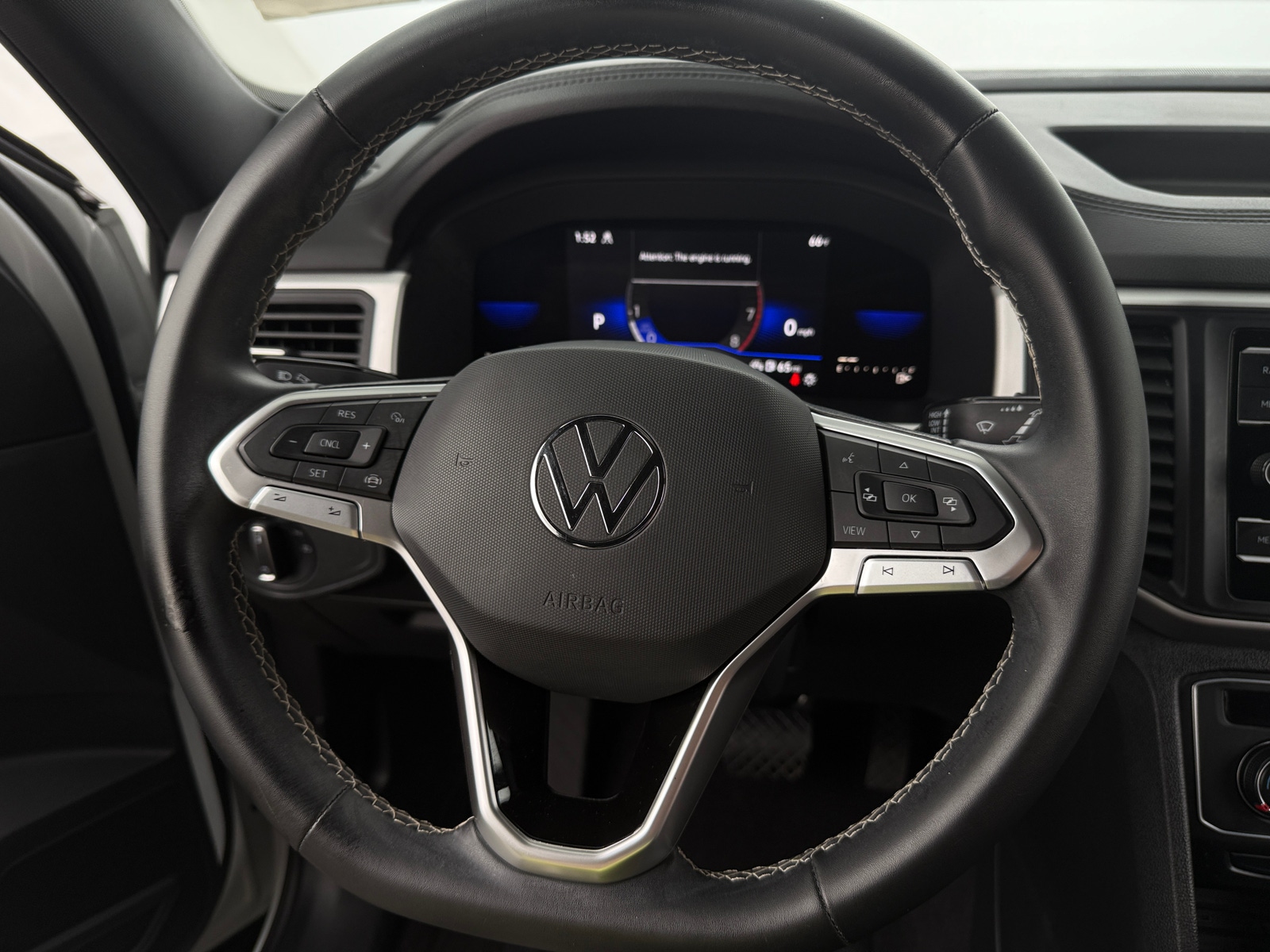 Thumbnail: 2022 Volkswagen Atlas - 4
