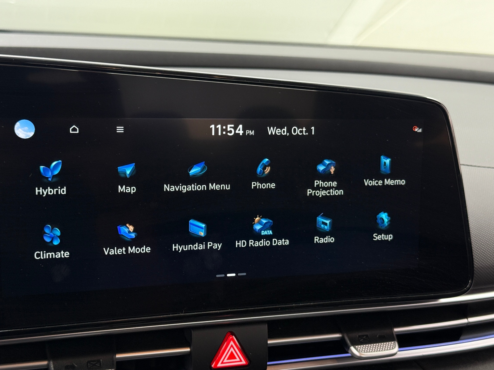 Thumbnail: 2023 Hyundai Elantra - 3