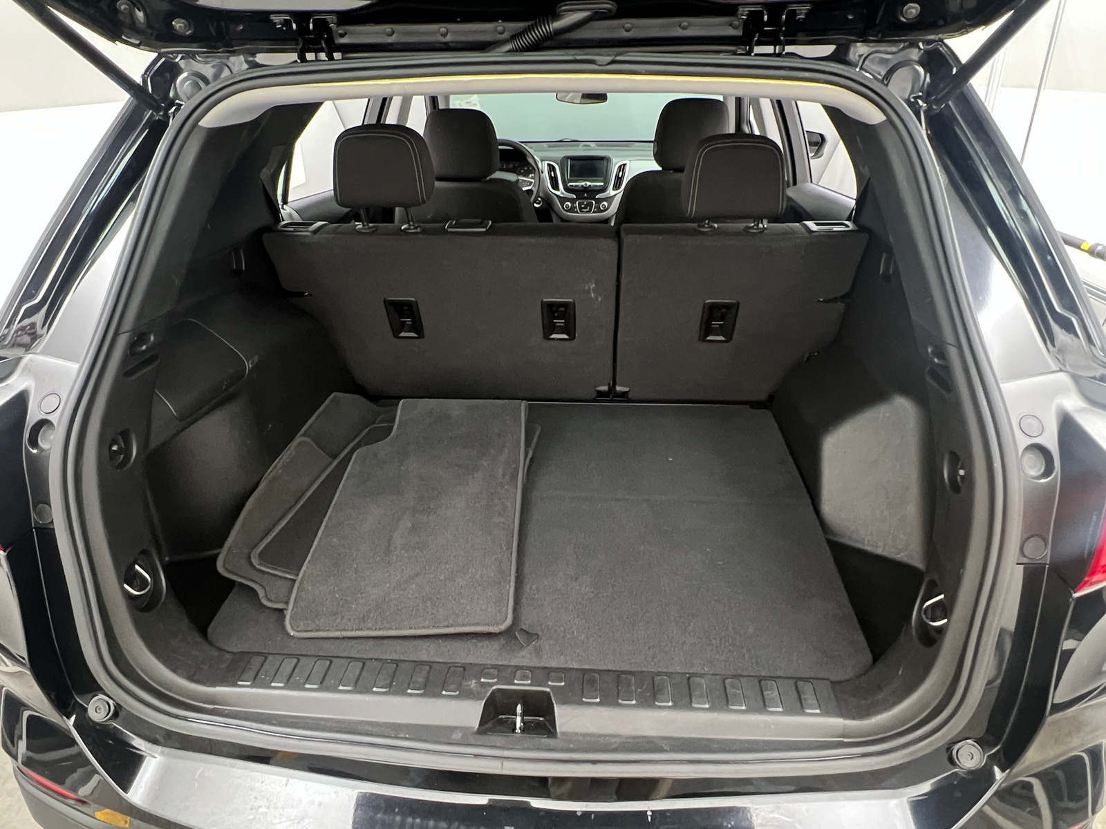 Thumbnail: 2021 Chevrolet Equinox - 7