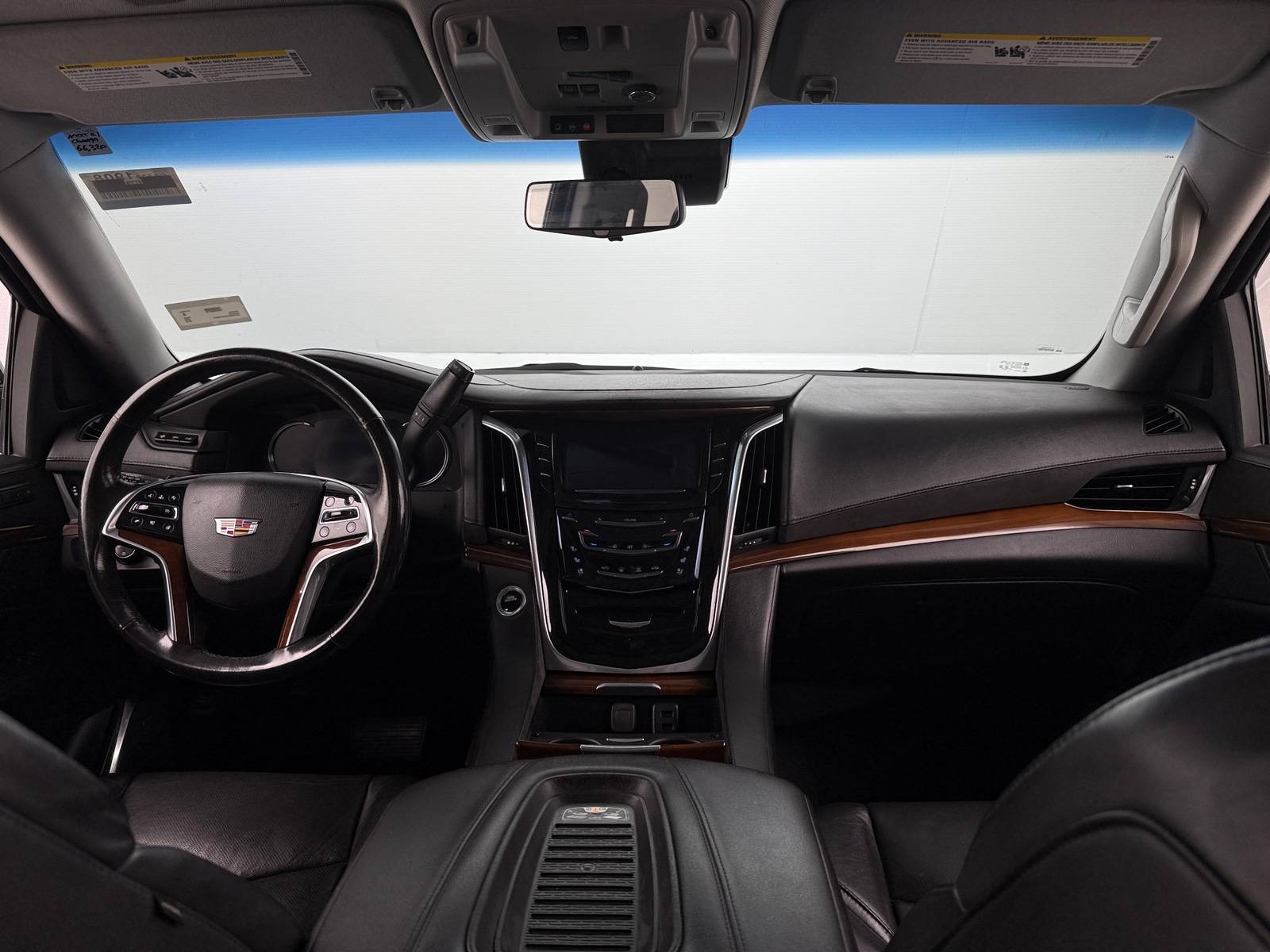 Thumbnail: 2019 Cadillac Escalade - 2