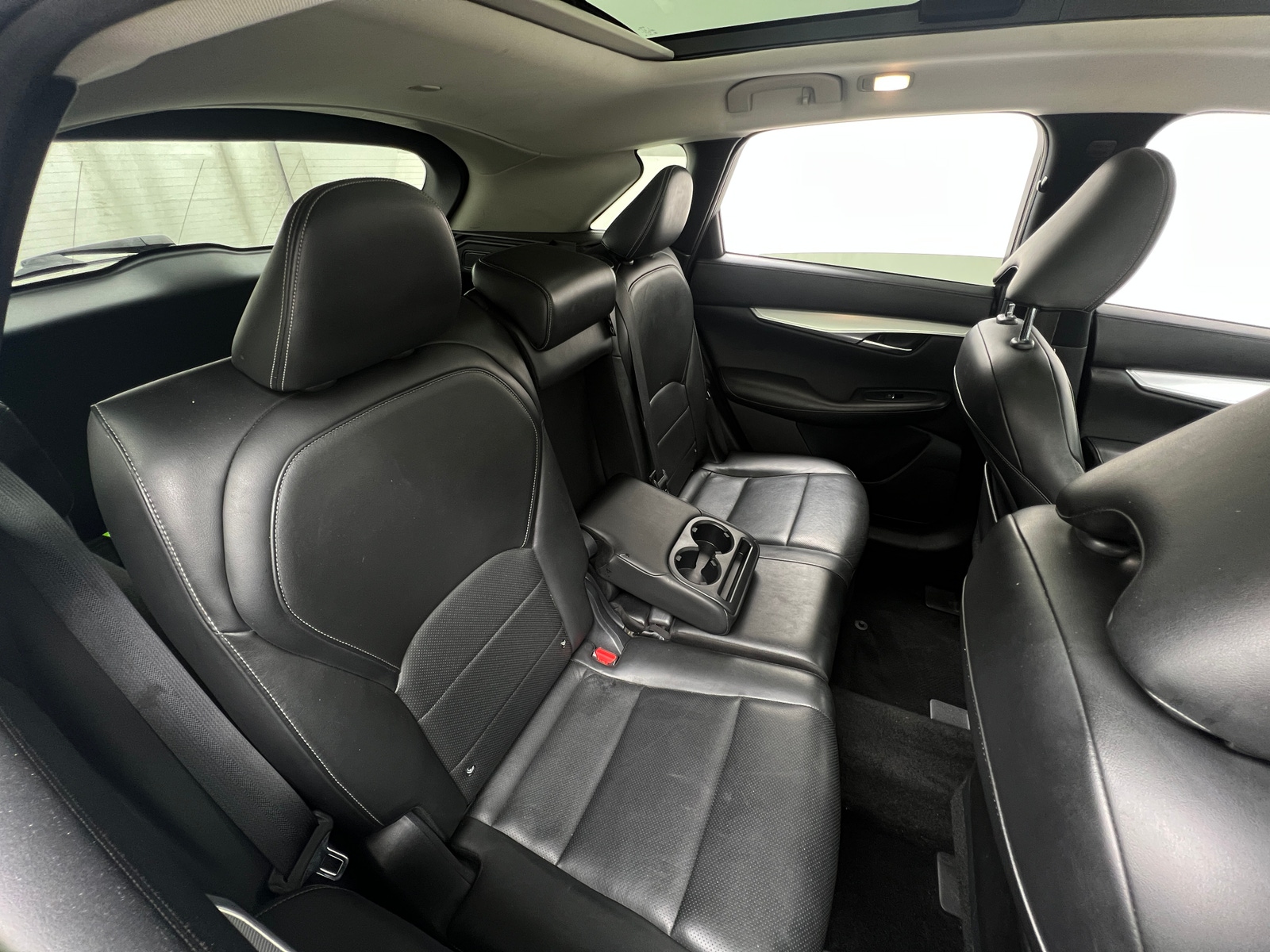 Thumbnail: 2019 INFINITI QX50 - 5