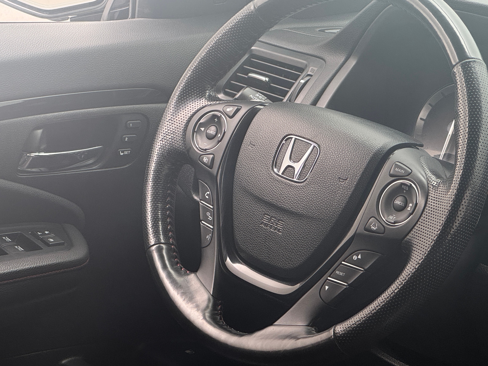Thumbnail: 2022 Honda Ridgeline - 4