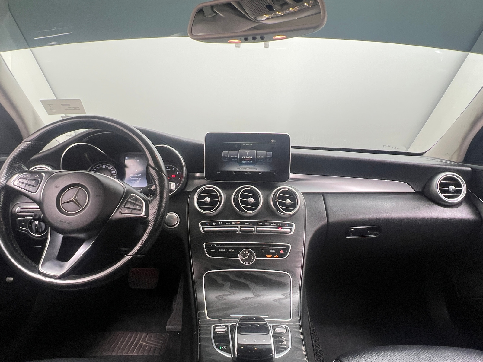 Thumbnail: 2016 Mercedes-Benz C-Class - 2