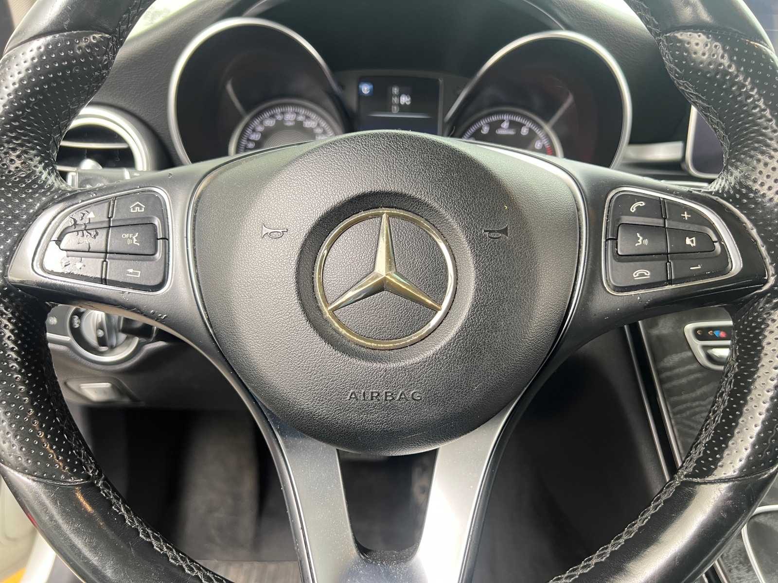 Thumbnail: 2016 Mercedes-Benz C-Class - 4