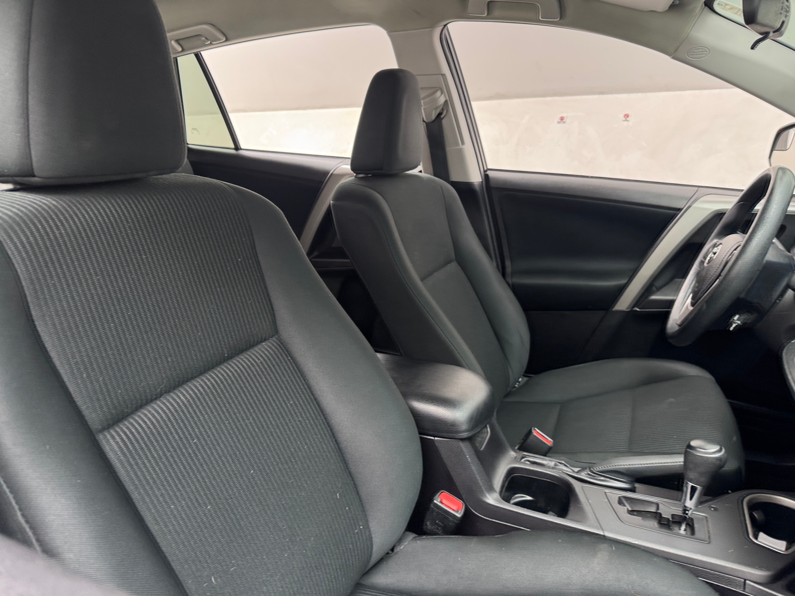 Thumbnail: 2018 Toyota RAV4 - 2