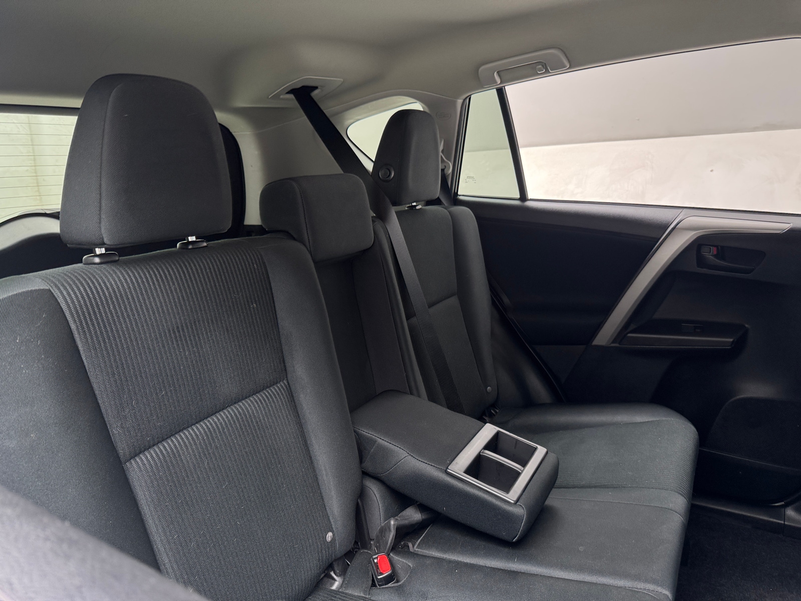 Thumbnail: 2018 Toyota RAV4 - 6