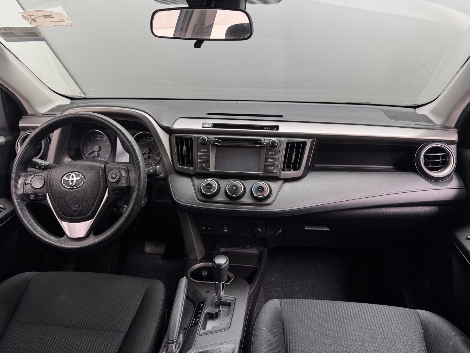 Thumbnail: 2018 Toyota RAV4 - 3