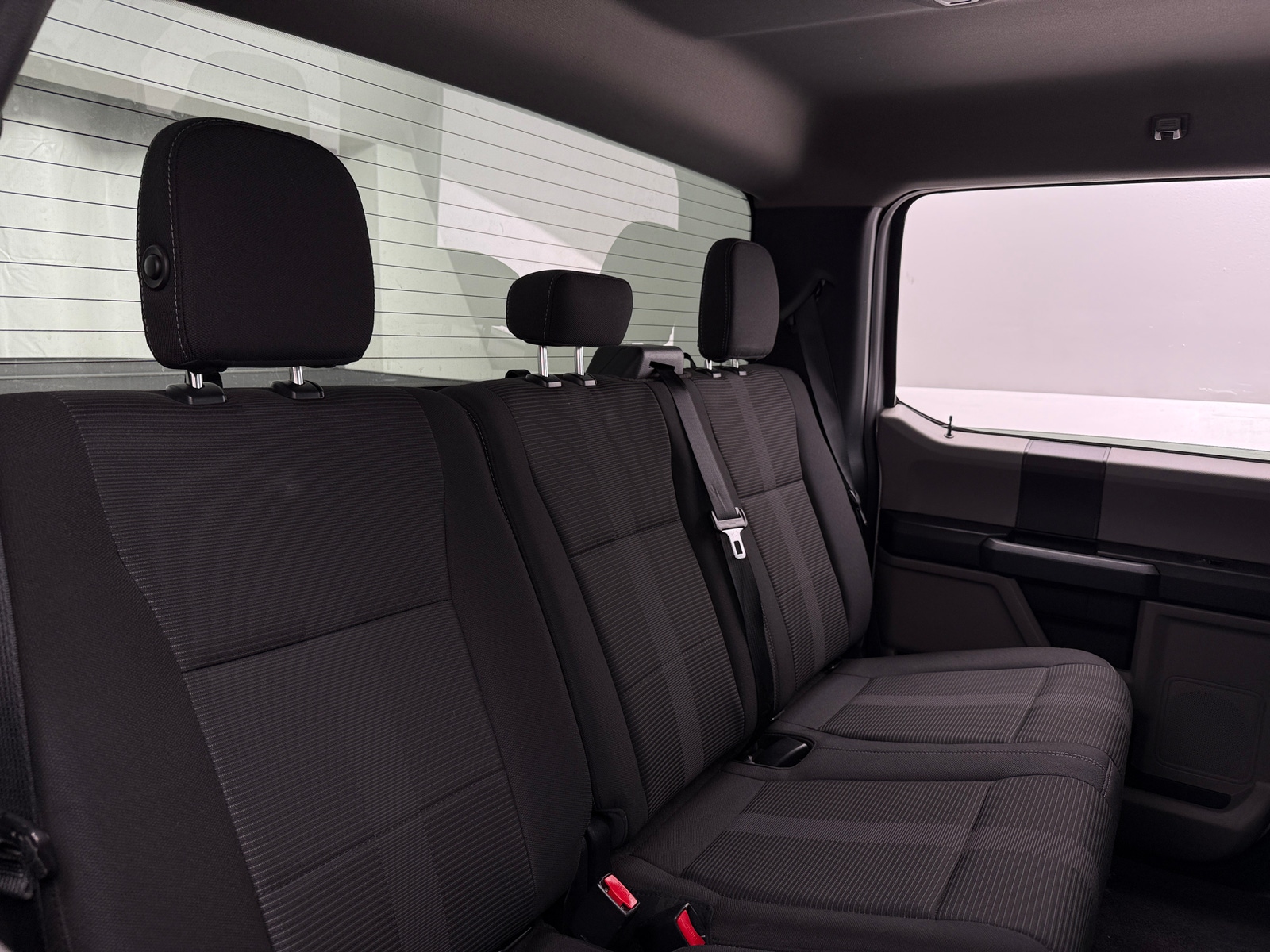 Thumbnail: 2017 Ford Econoline - 6