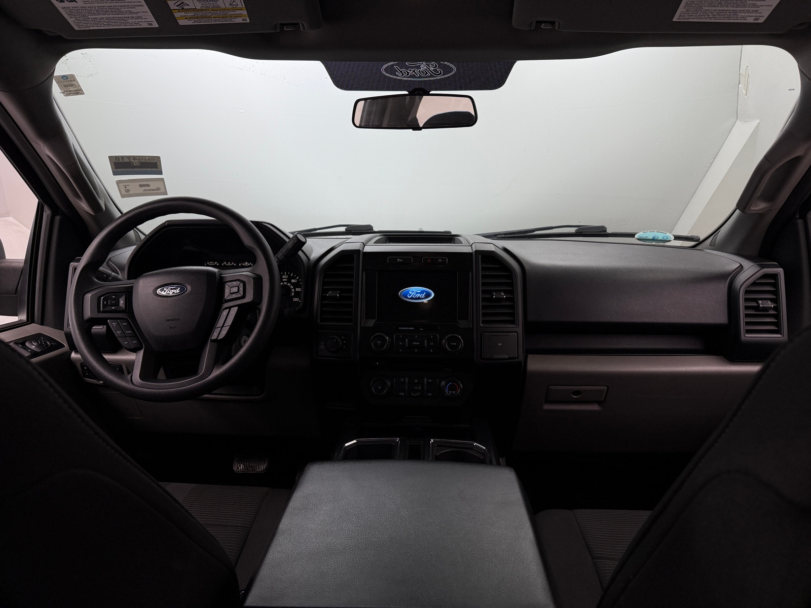 Thumbnail: 2017 Ford Econoline - 3