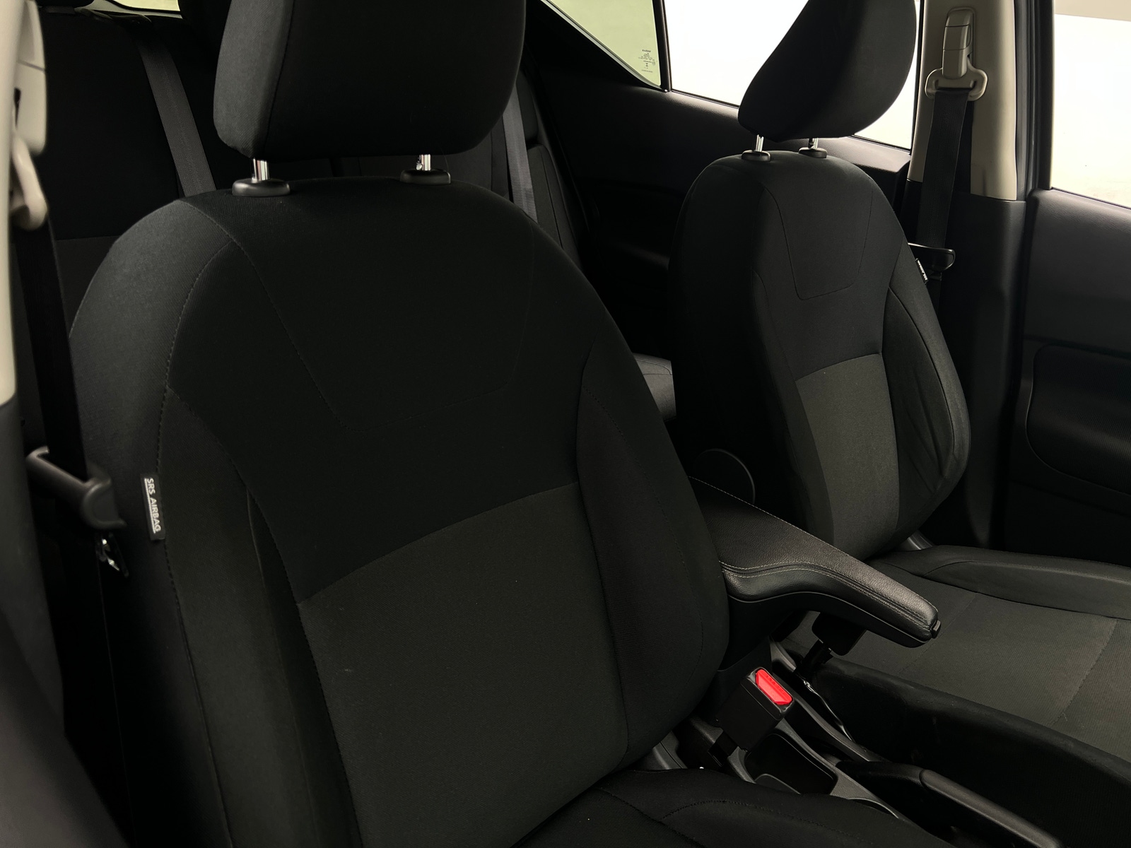 Thumbnail: 2024 Nissan Kicks - 2