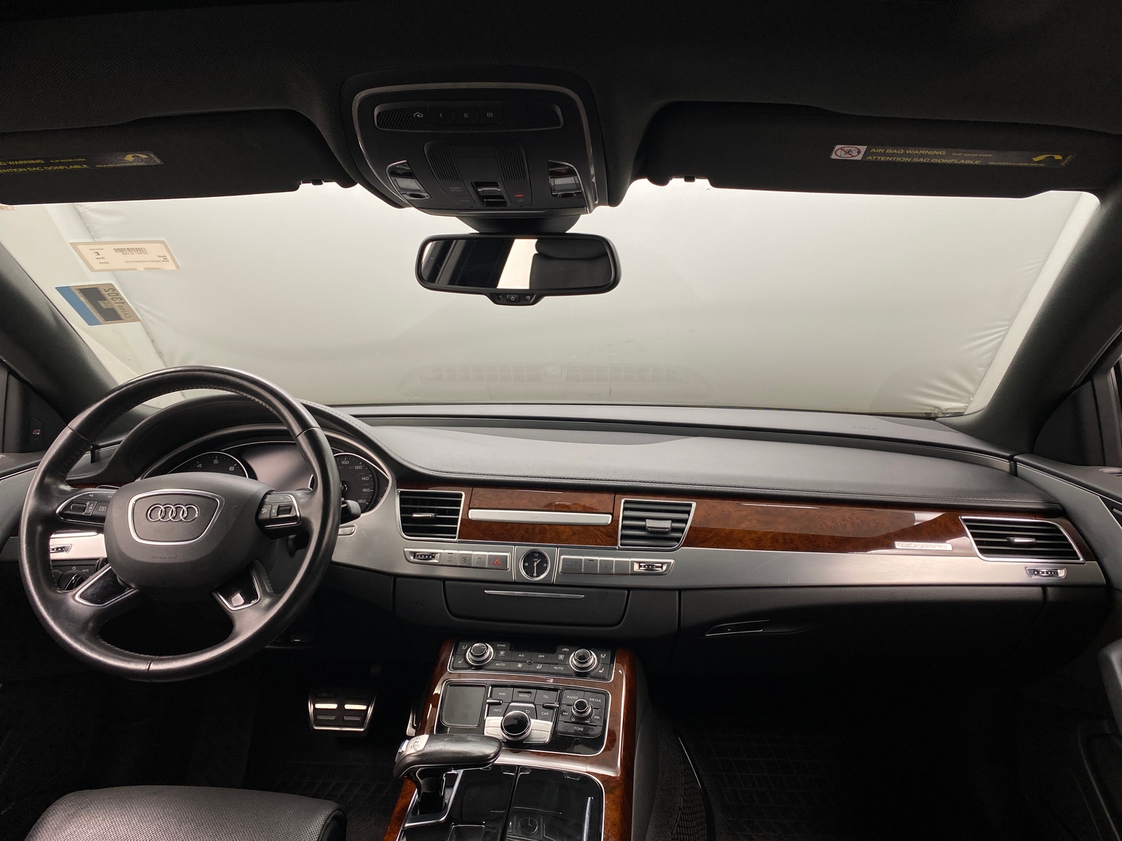 Thumbnail: 2013 Audi A8 - 2