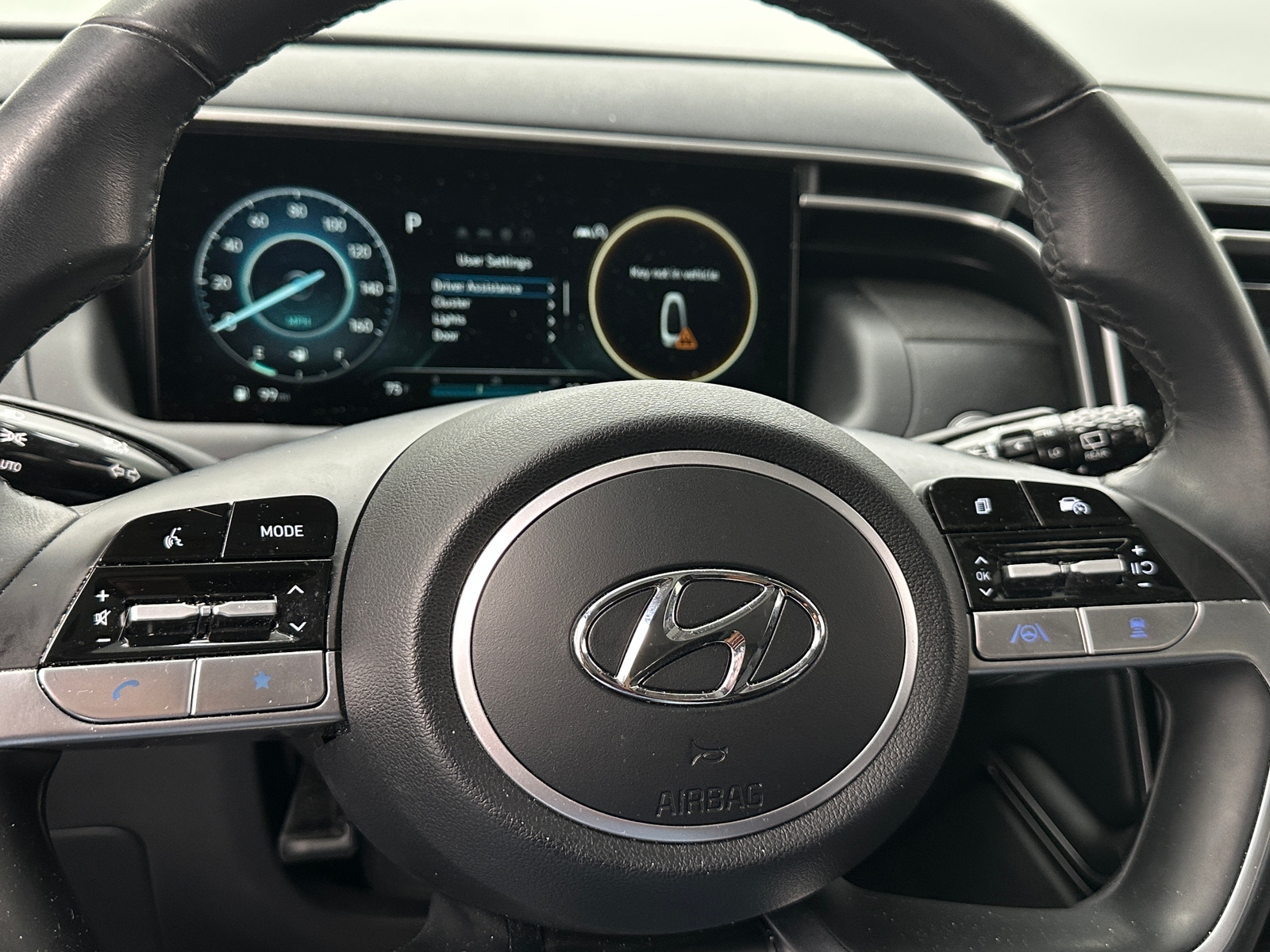 Thumbnail: 2022 Hyundai Tucson - 4