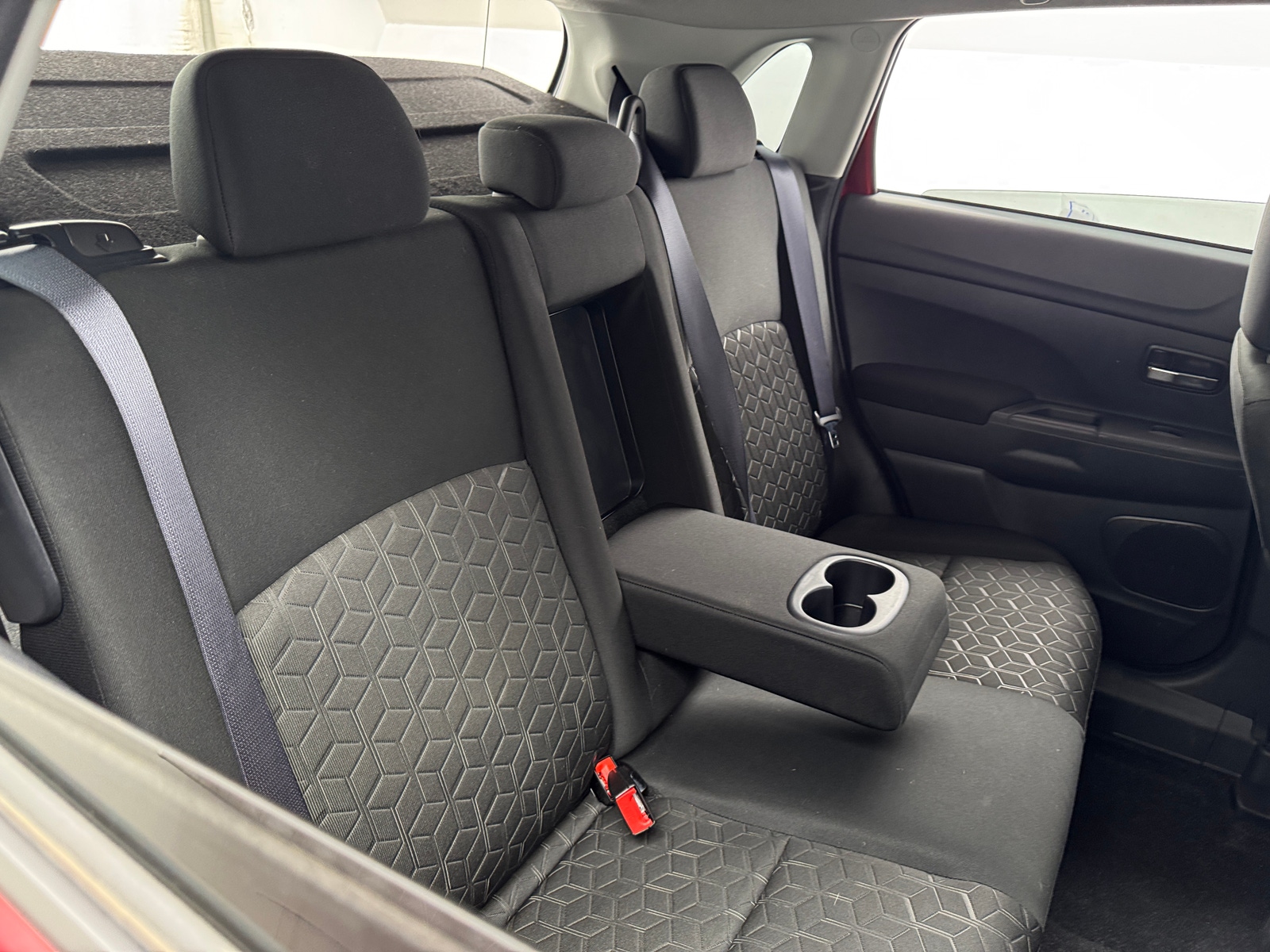 Thumbnail: 2024 Mitsubishi Outlander Sport - 6