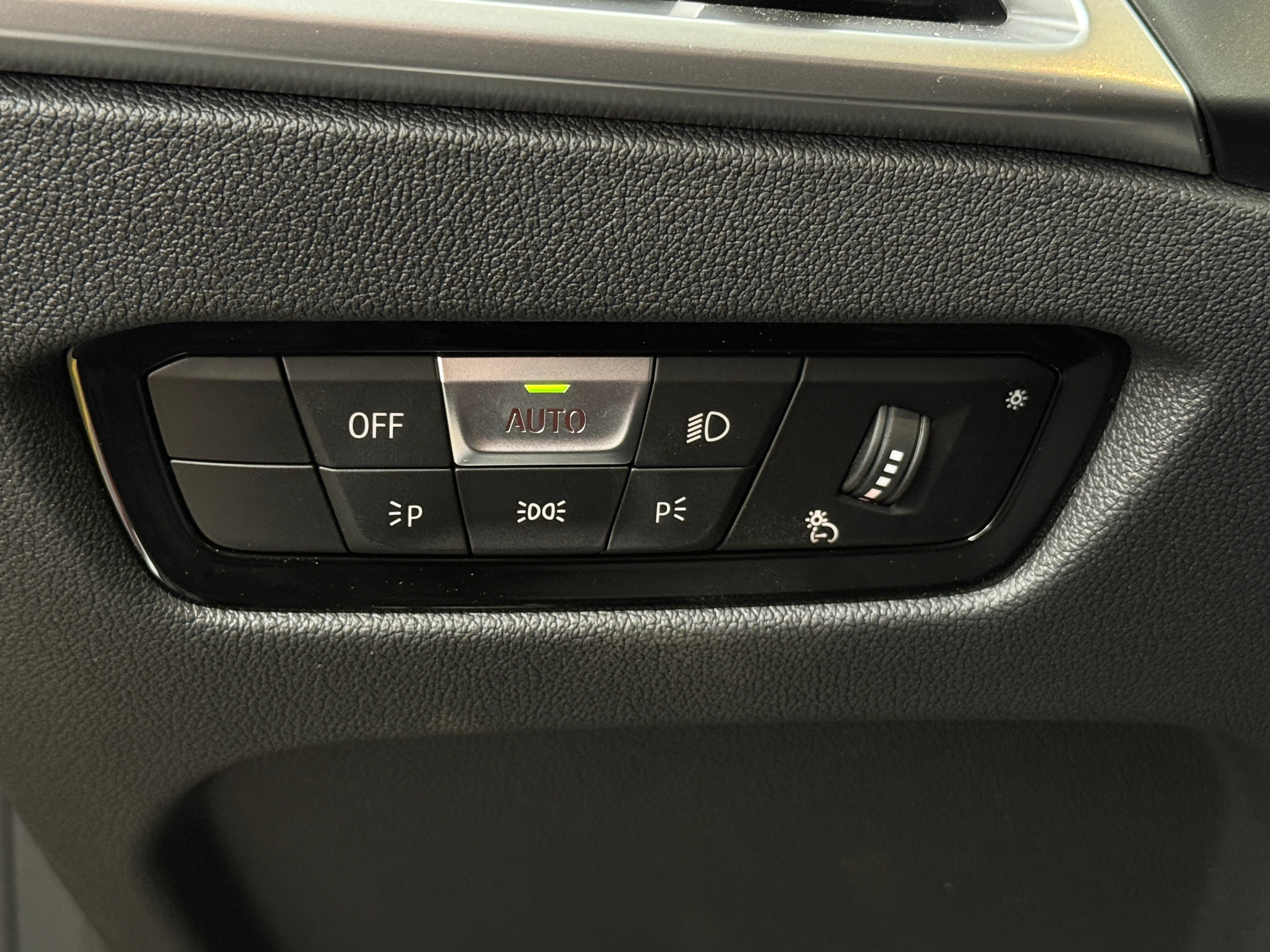 Used 2025 BMW i4 40 with VIN WBY43HD03SFU92278 for sale in Oak Creek, WI