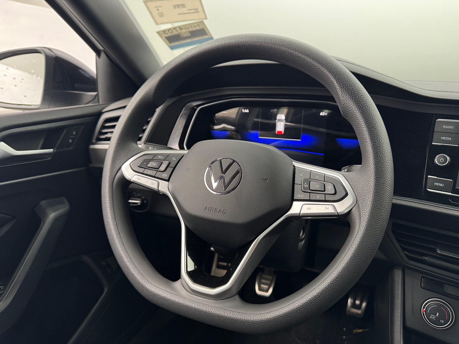 Thumbnail: 2023 Volkswagen Jetta - 5