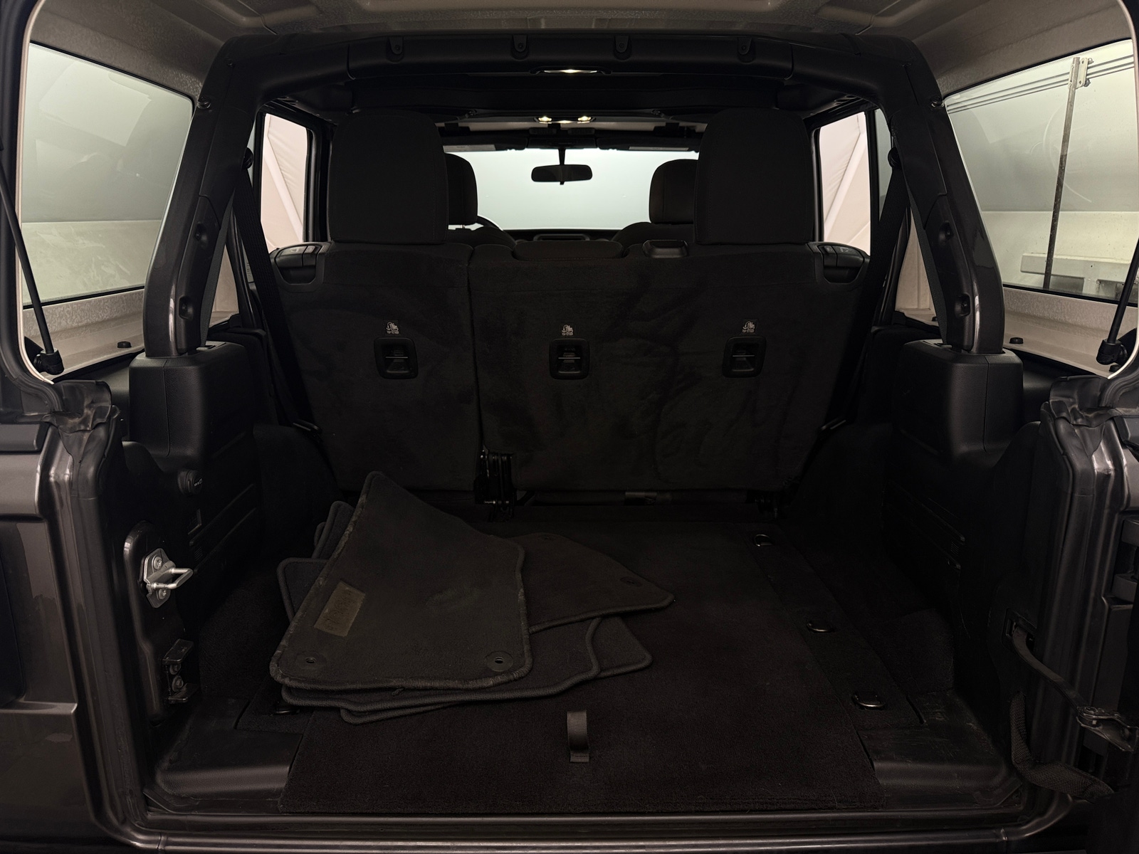 Thumbnail: 2021 Jeep Wrangler - 7
