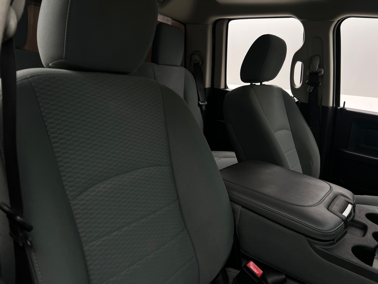 Thumbnail: 2020 RAM 1500 Classic - 2