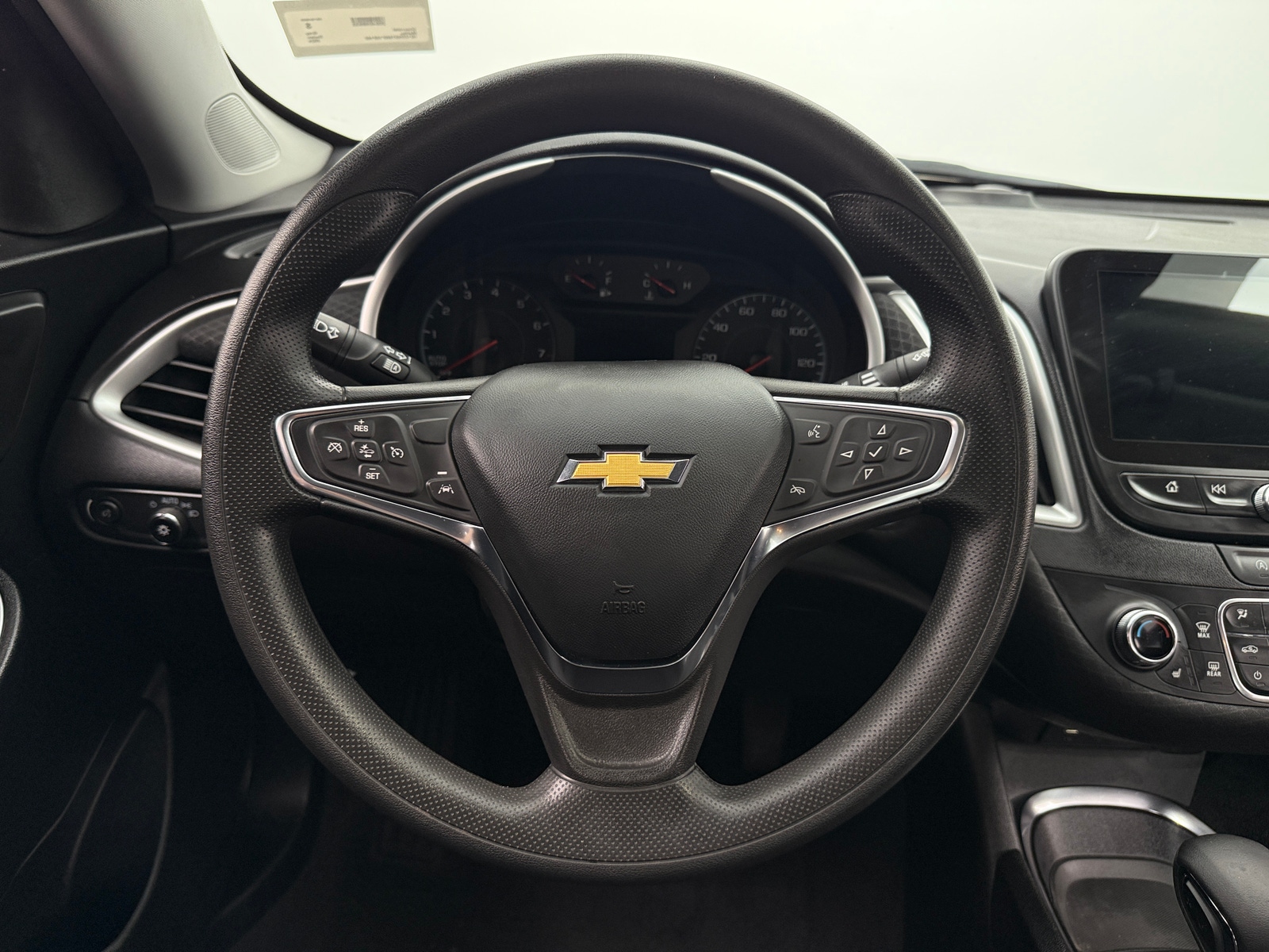 Thumbnail: 2024 Chevrolet Malibu - 5
