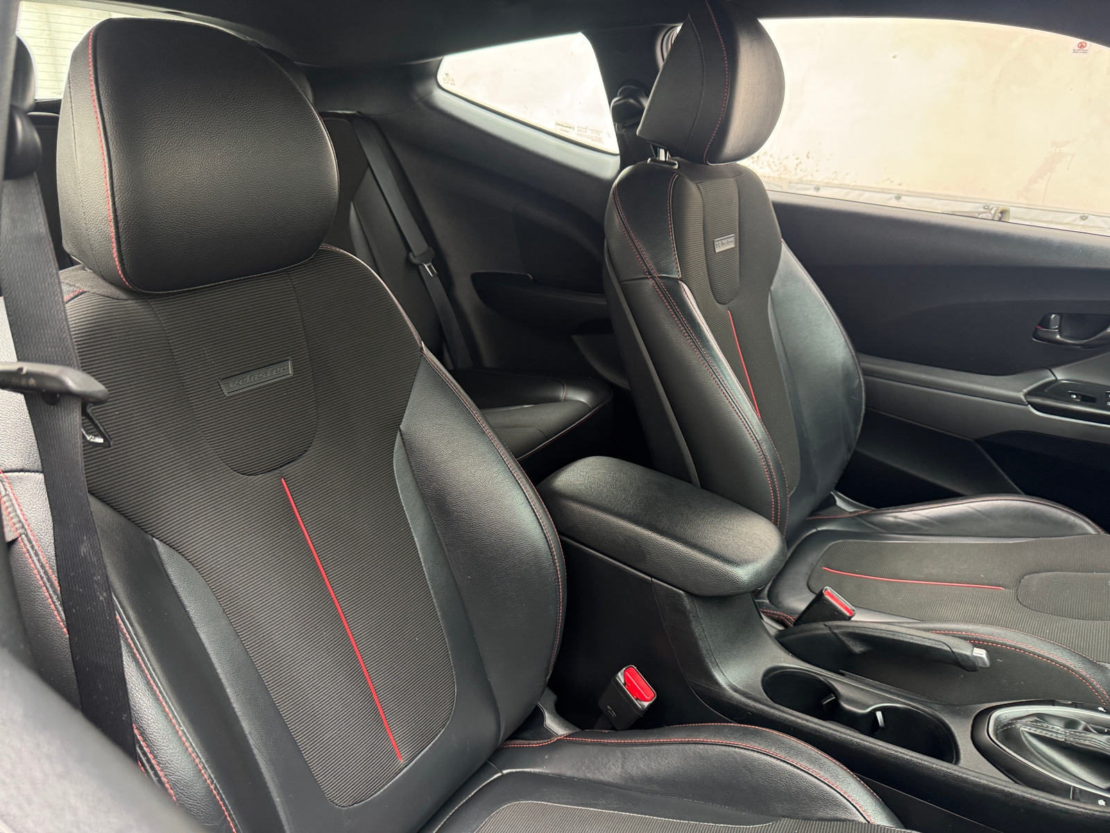 Thumbnail: 2019 Hyundai Veloster - 2