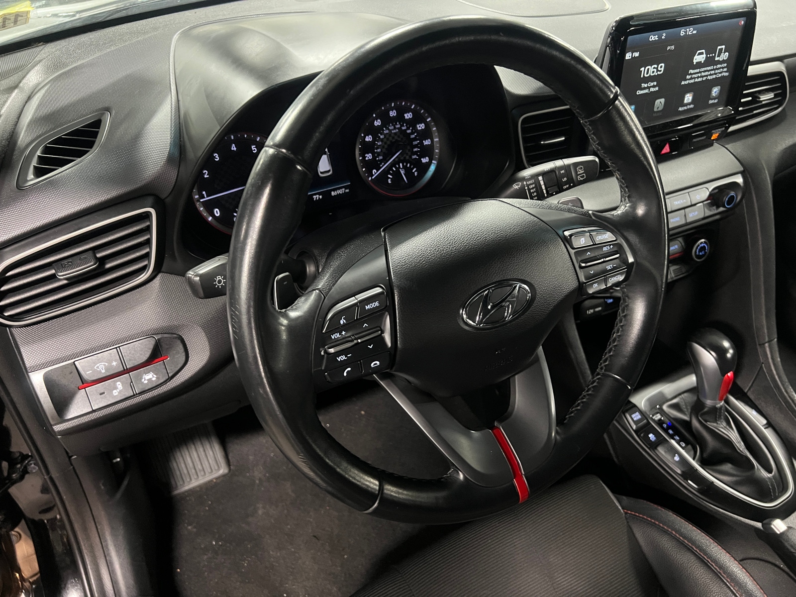 Thumbnail: 2019 Hyundai Veloster - 4