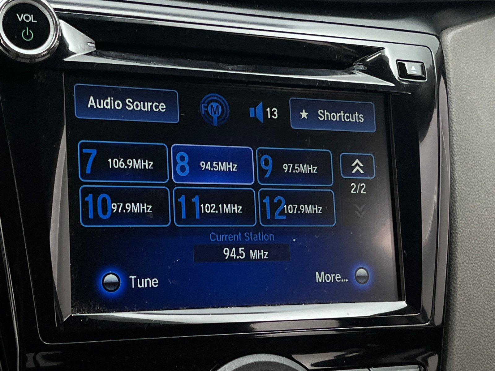 Thumbnail: 2015 Honda Odyssey - 3