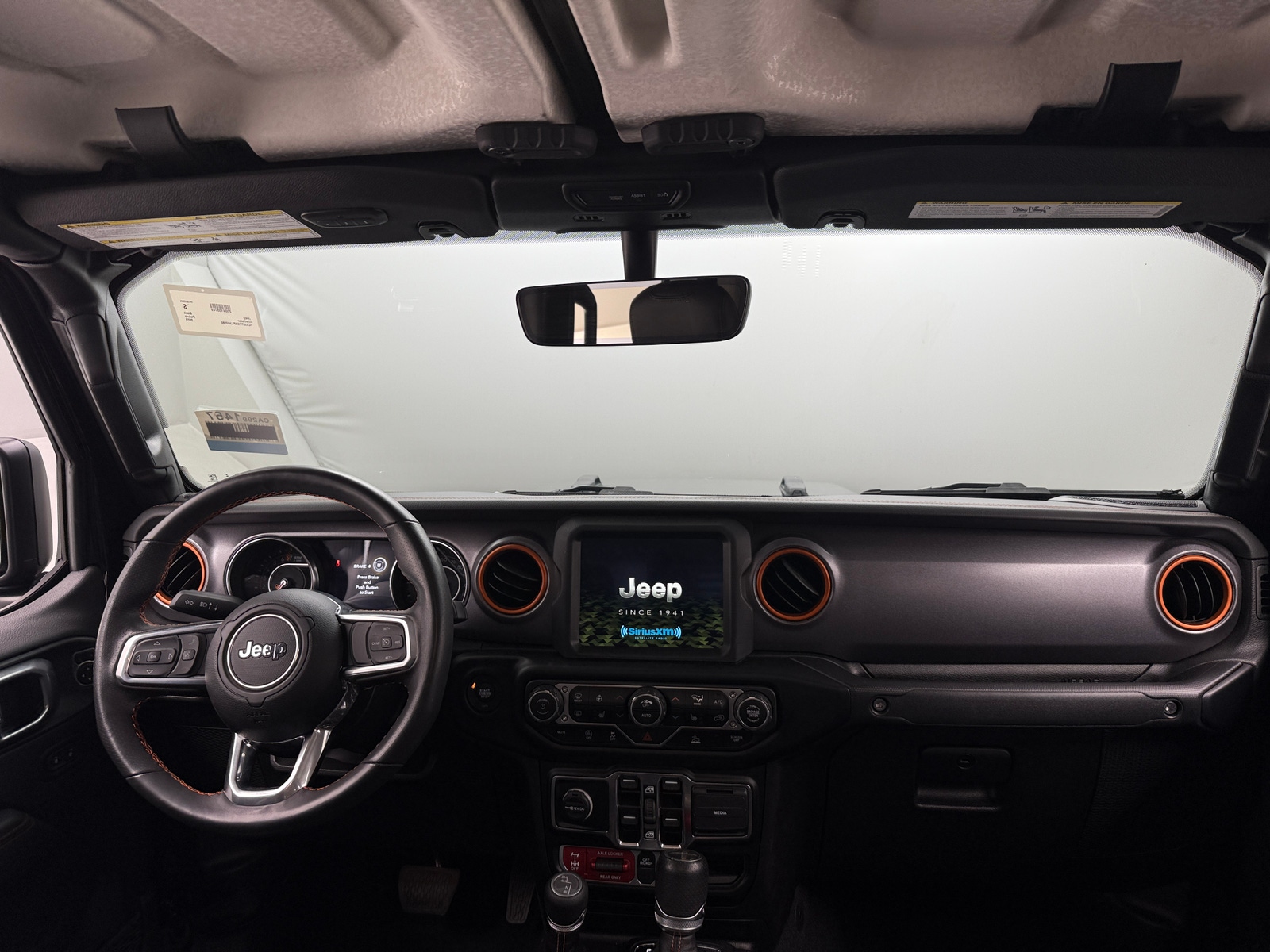 Thumbnail: 2023 Jeep Gladiator - 3