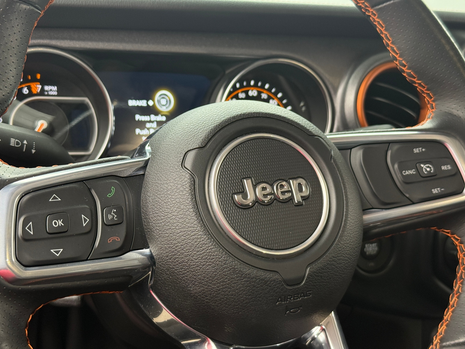 Thumbnail: 2023 Jeep Gladiator - 5