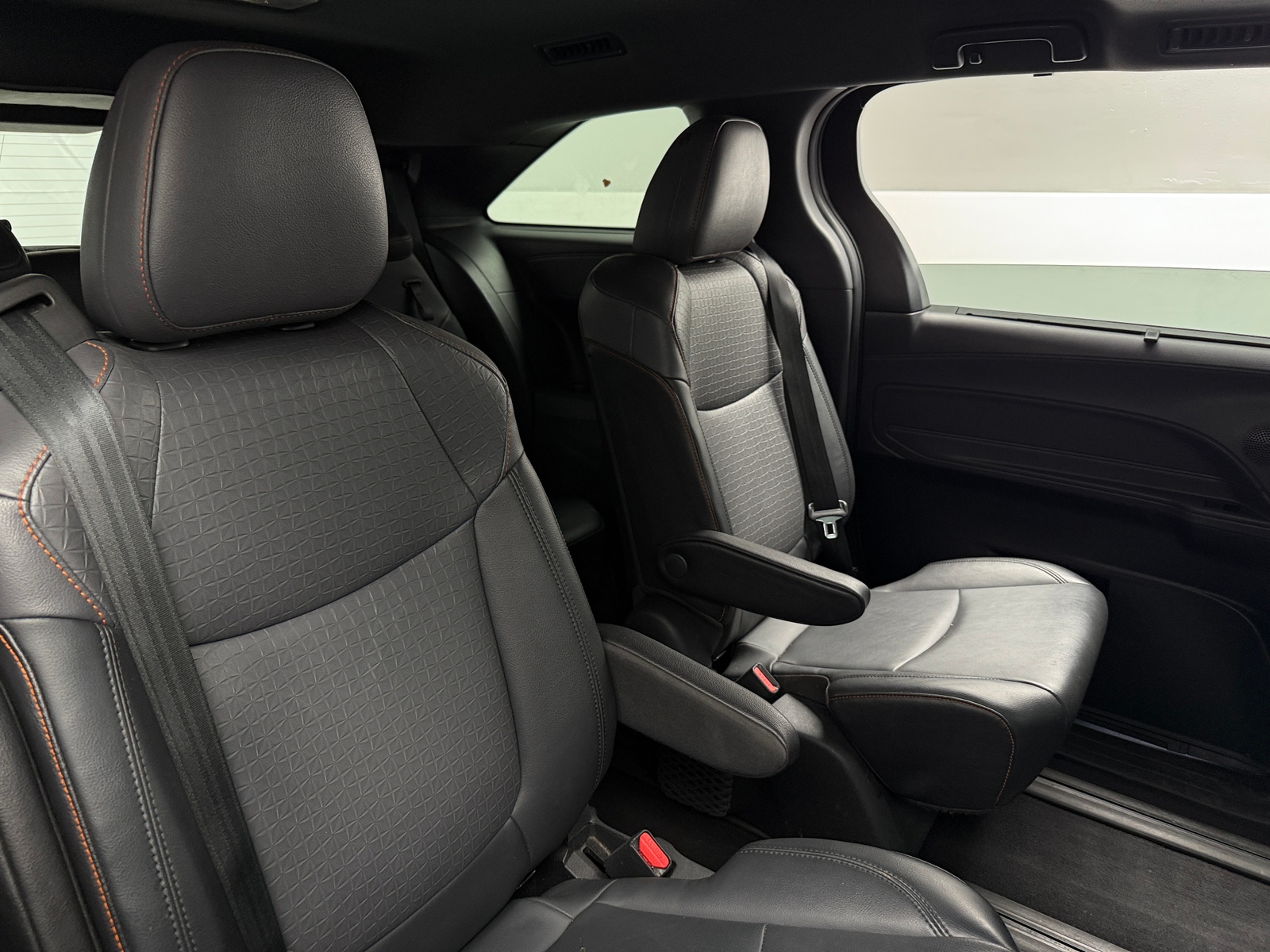Thumbnail: 2021 Toyota Sienna - 5