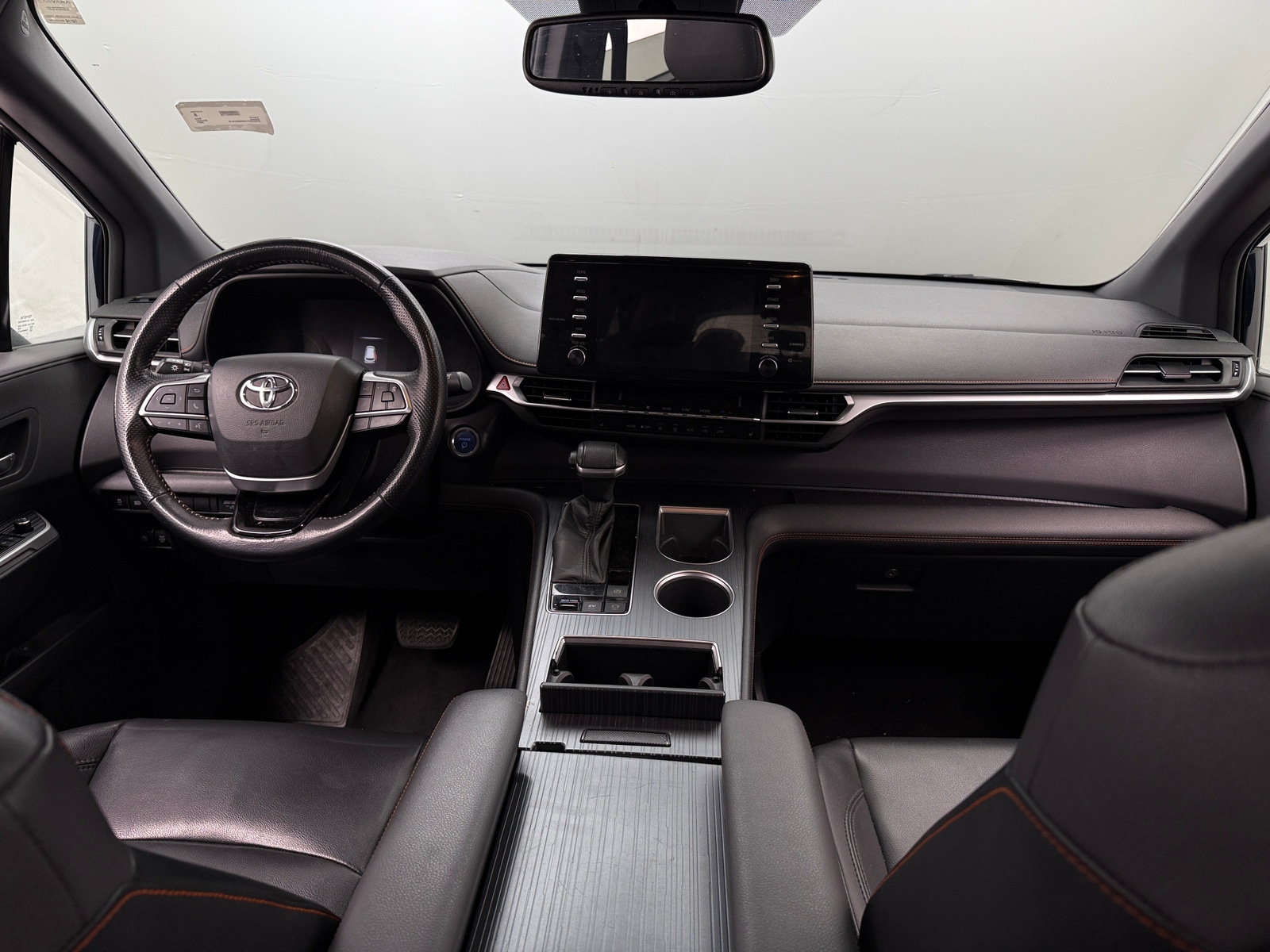 Thumbnail: 2021 Toyota Sienna - 2