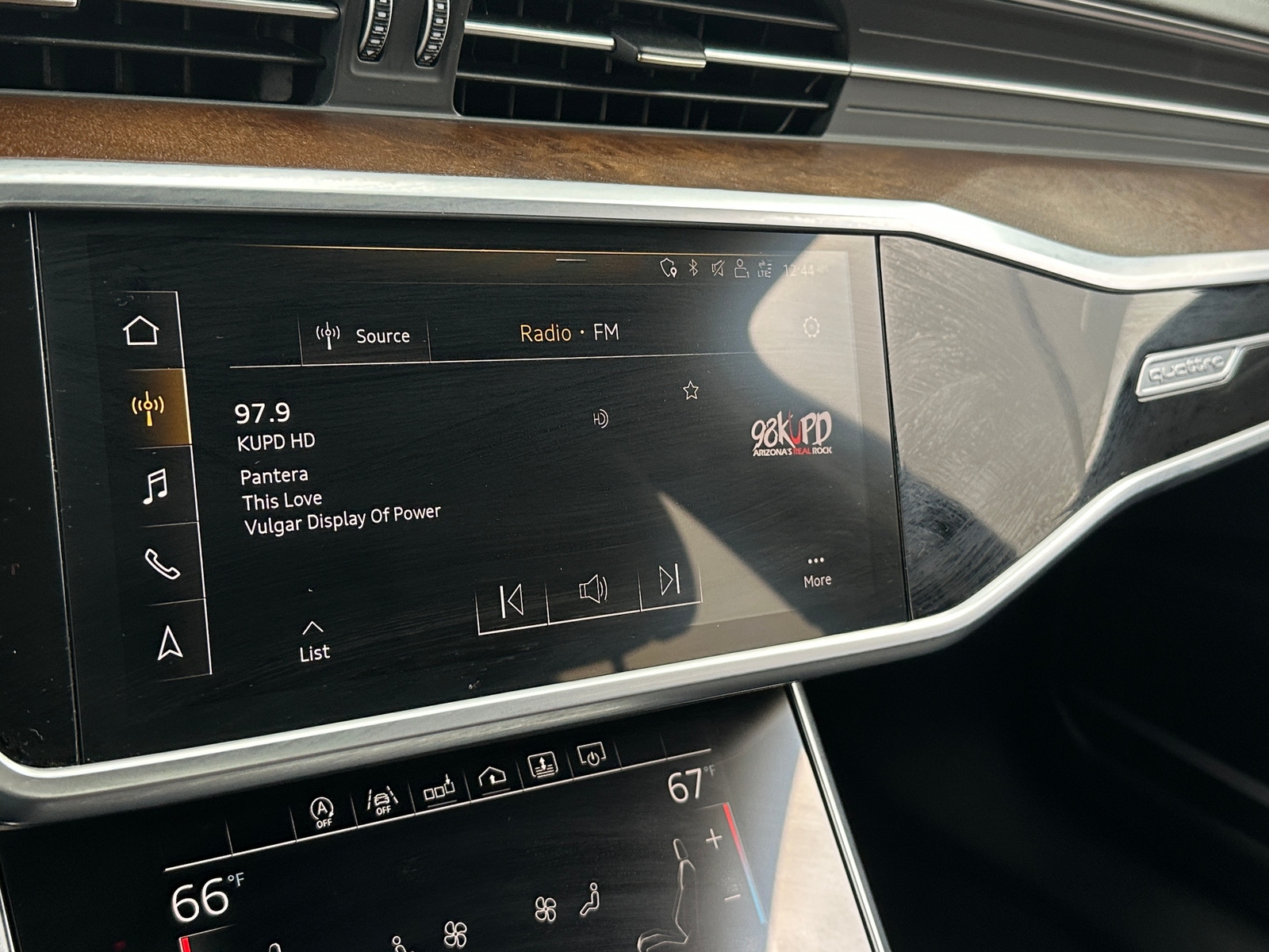 Thumbnail: 2019 Audi A6 - 3