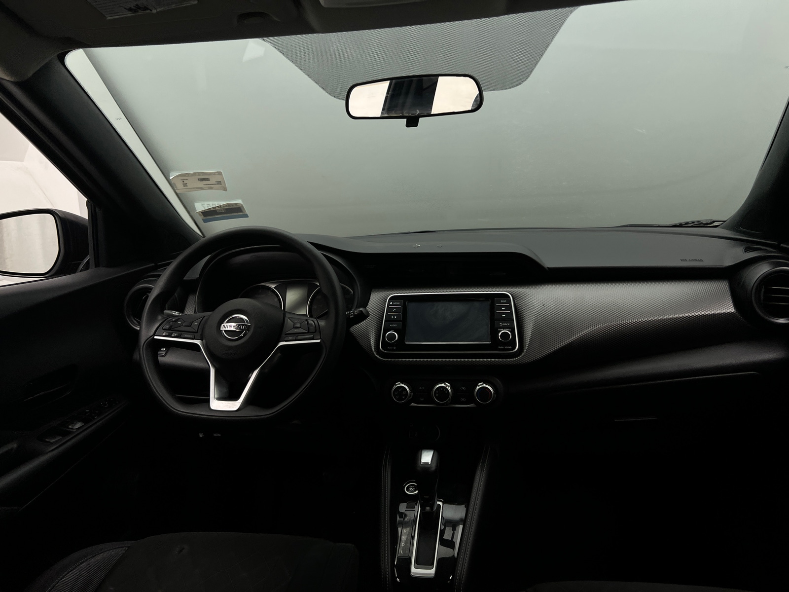 Thumbnail: 2018 Nissan Kicks - 3