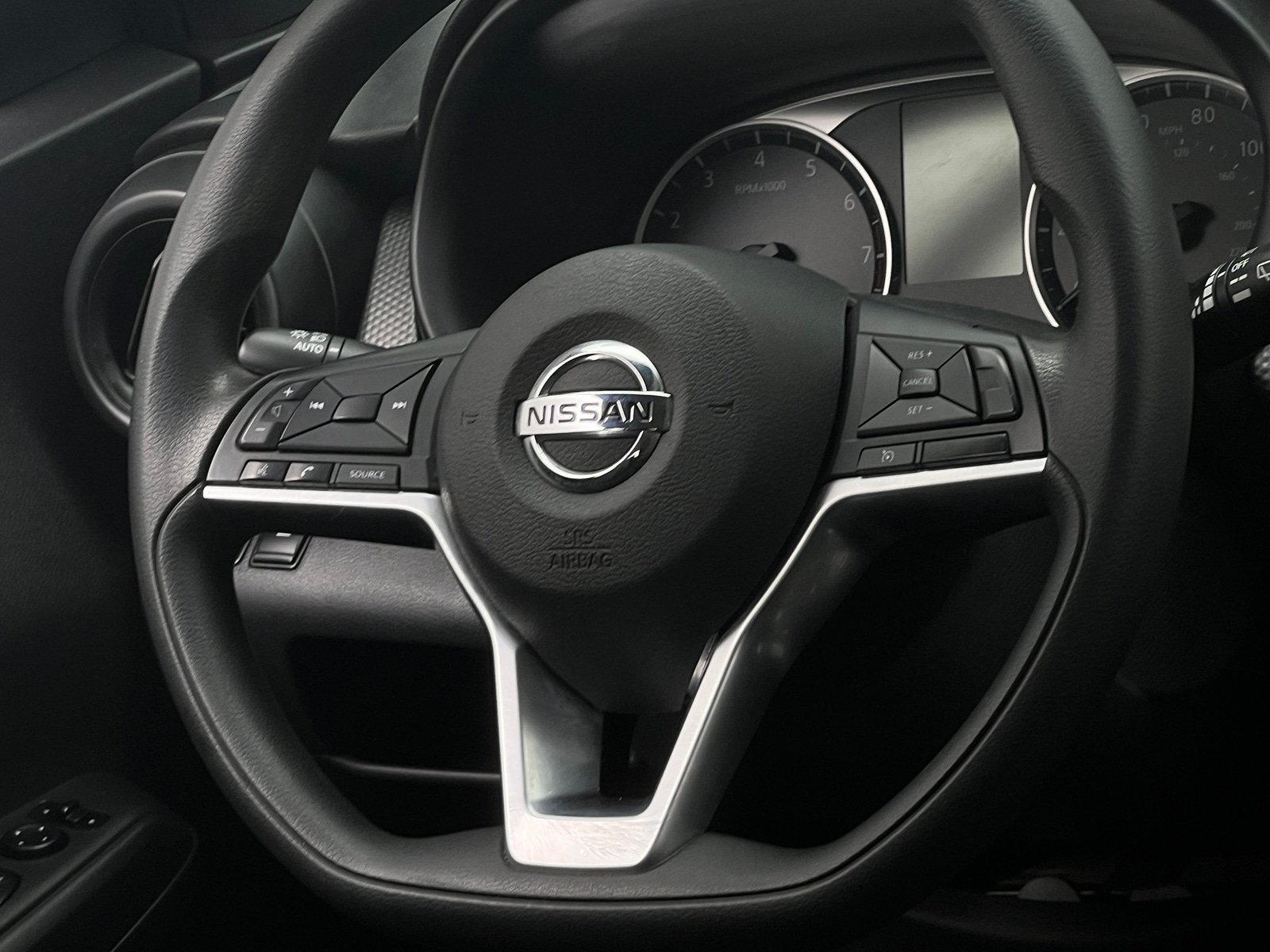 Thumbnail: 2018 Nissan Kicks - 5