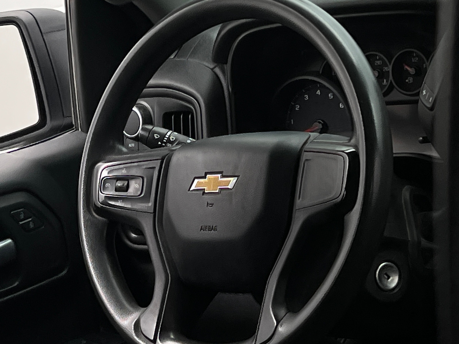 Thumbnail: 2021 Chevrolet Silverado 1500 - 5