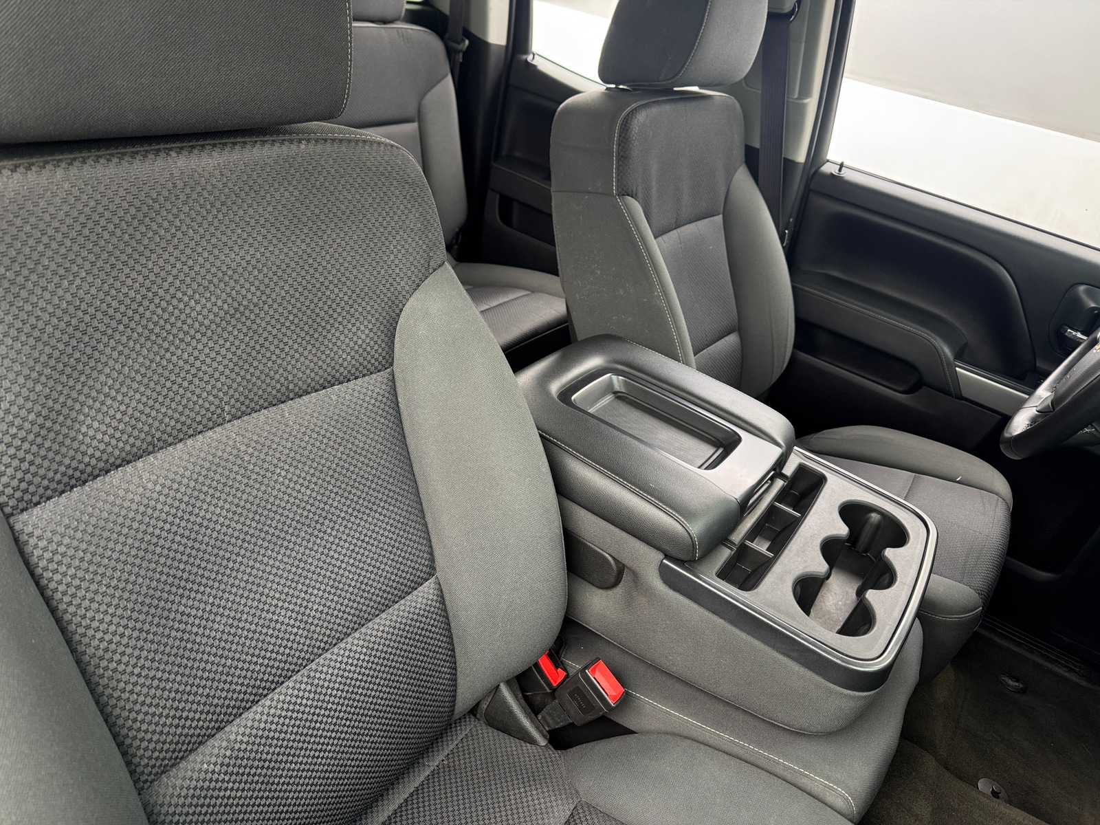 Thumbnail: 2015 Chevrolet Silverado 1500 - 2