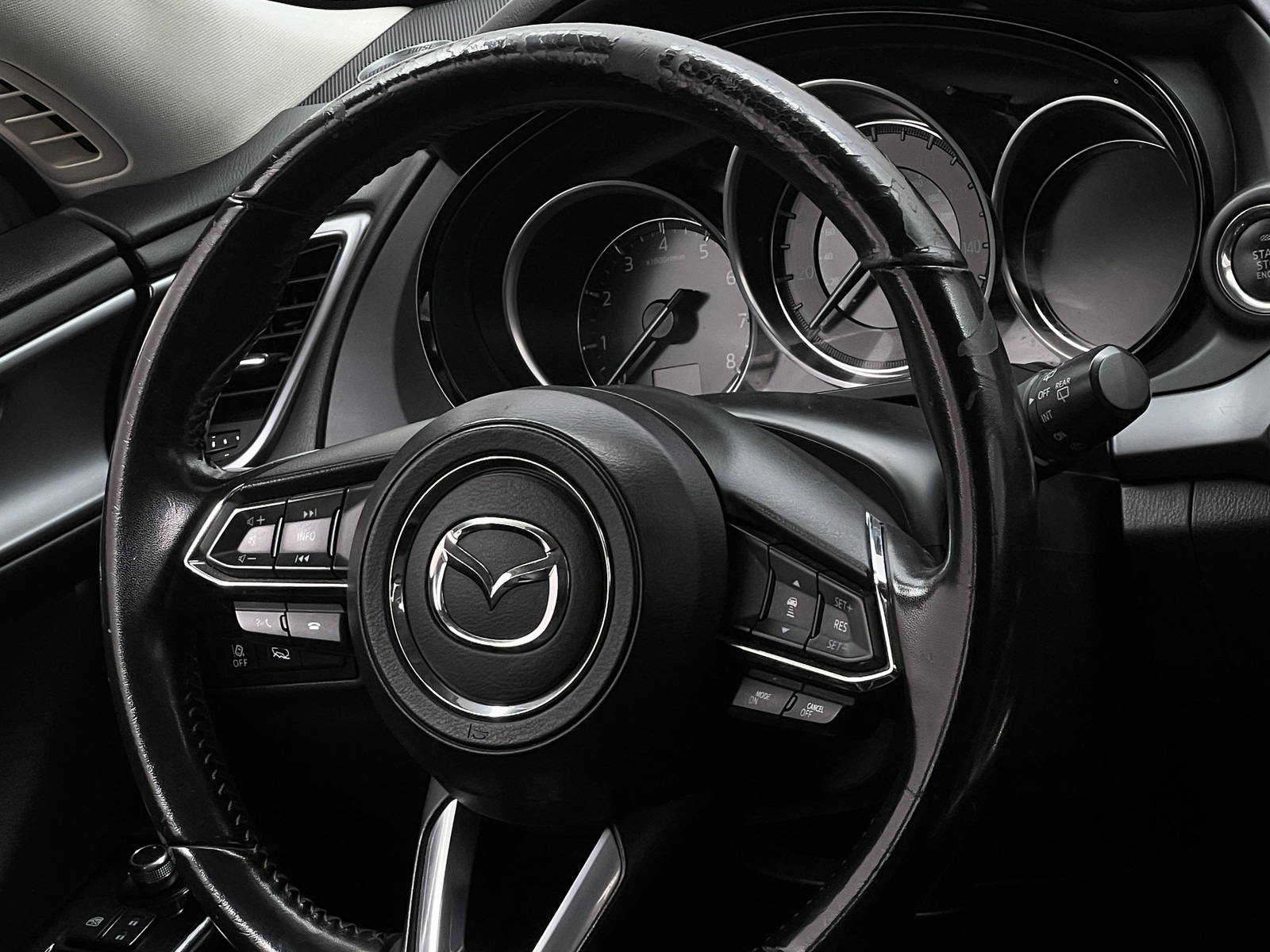 Thumbnail: 2022 Mazda CX-9 - 4
