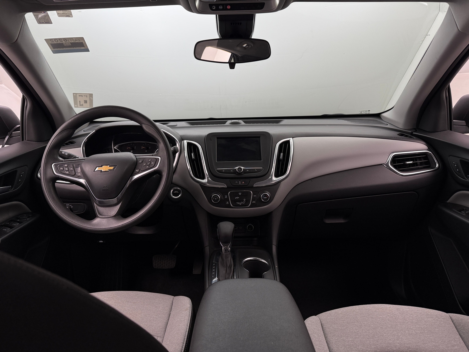 Thumbnail: 2022 Chevrolet Equinox - 3