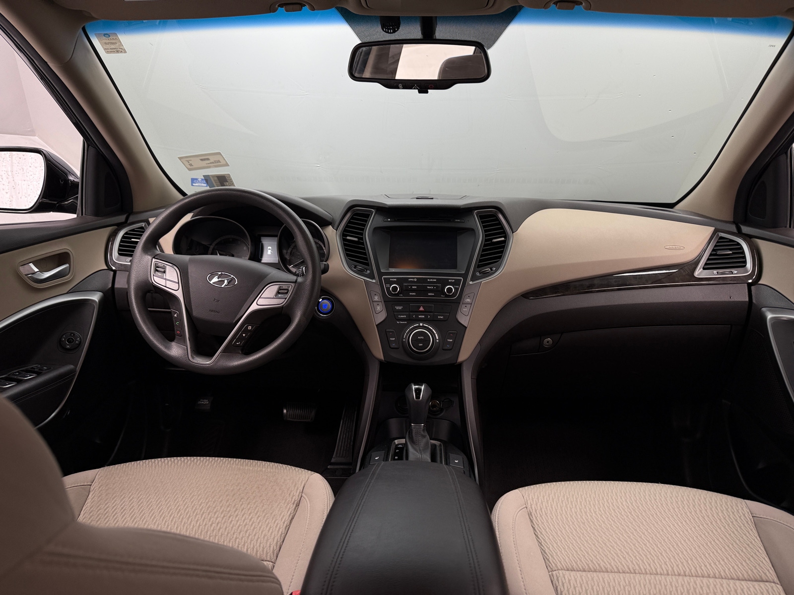 Thumbnail: 2018 Hyundai Santa Fe - 3