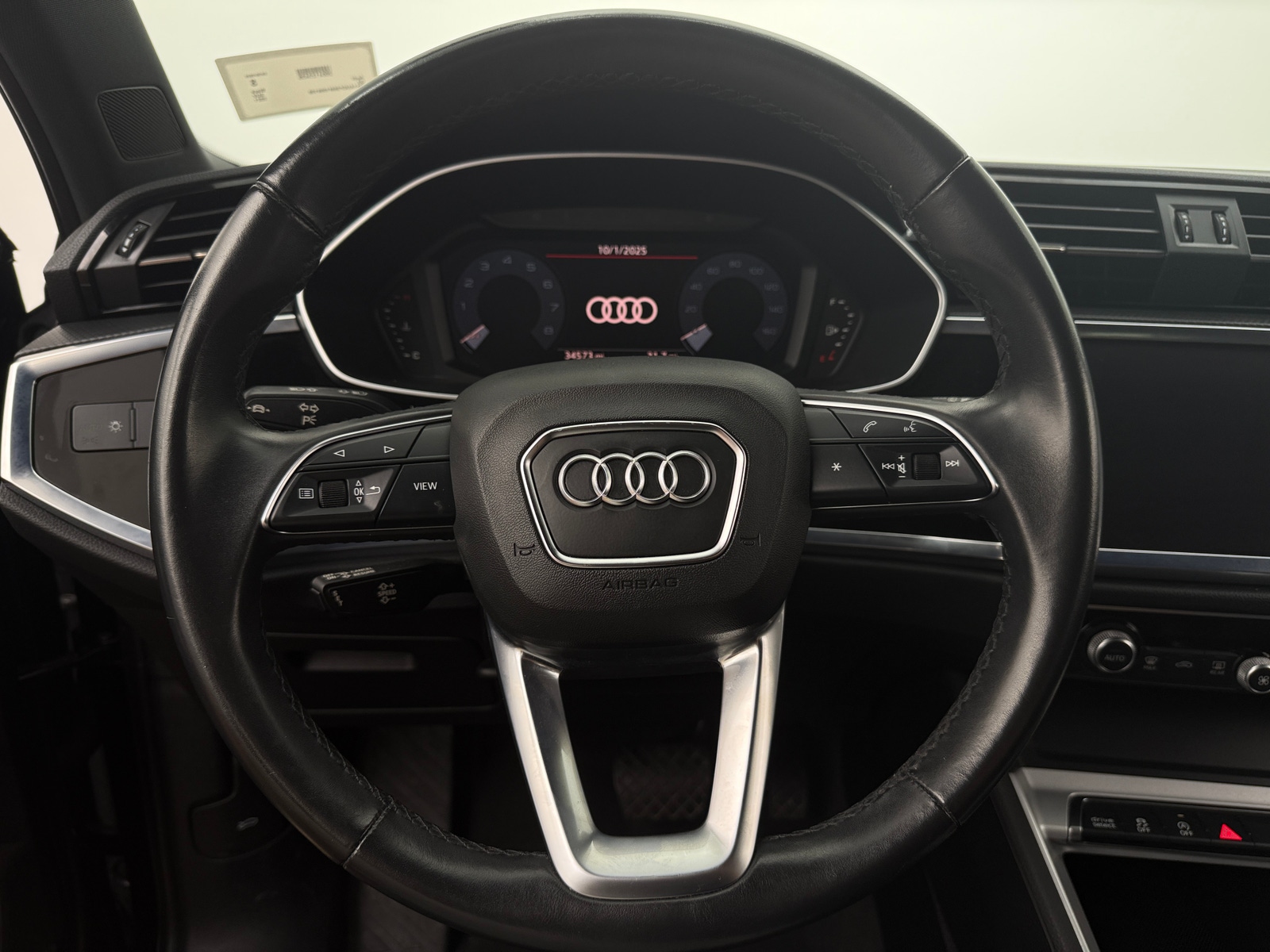 Thumbnail: 2021 Audi Q3 - 4