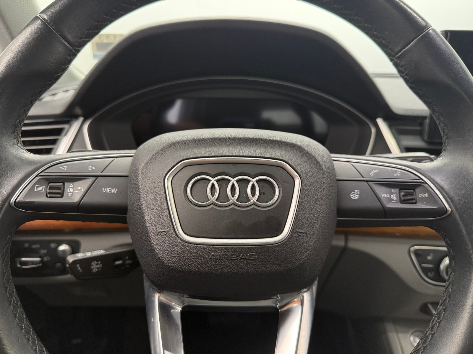 Thumbnail: 2022 Audi Q5 - 4