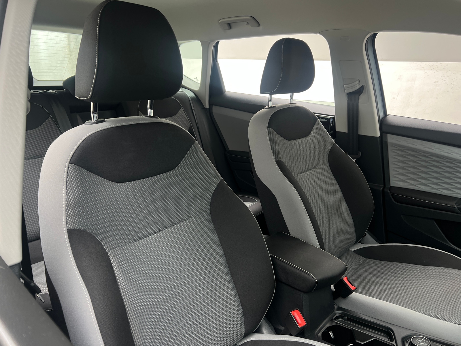 Thumbnail: 2024 Volkswagen Taos - 2