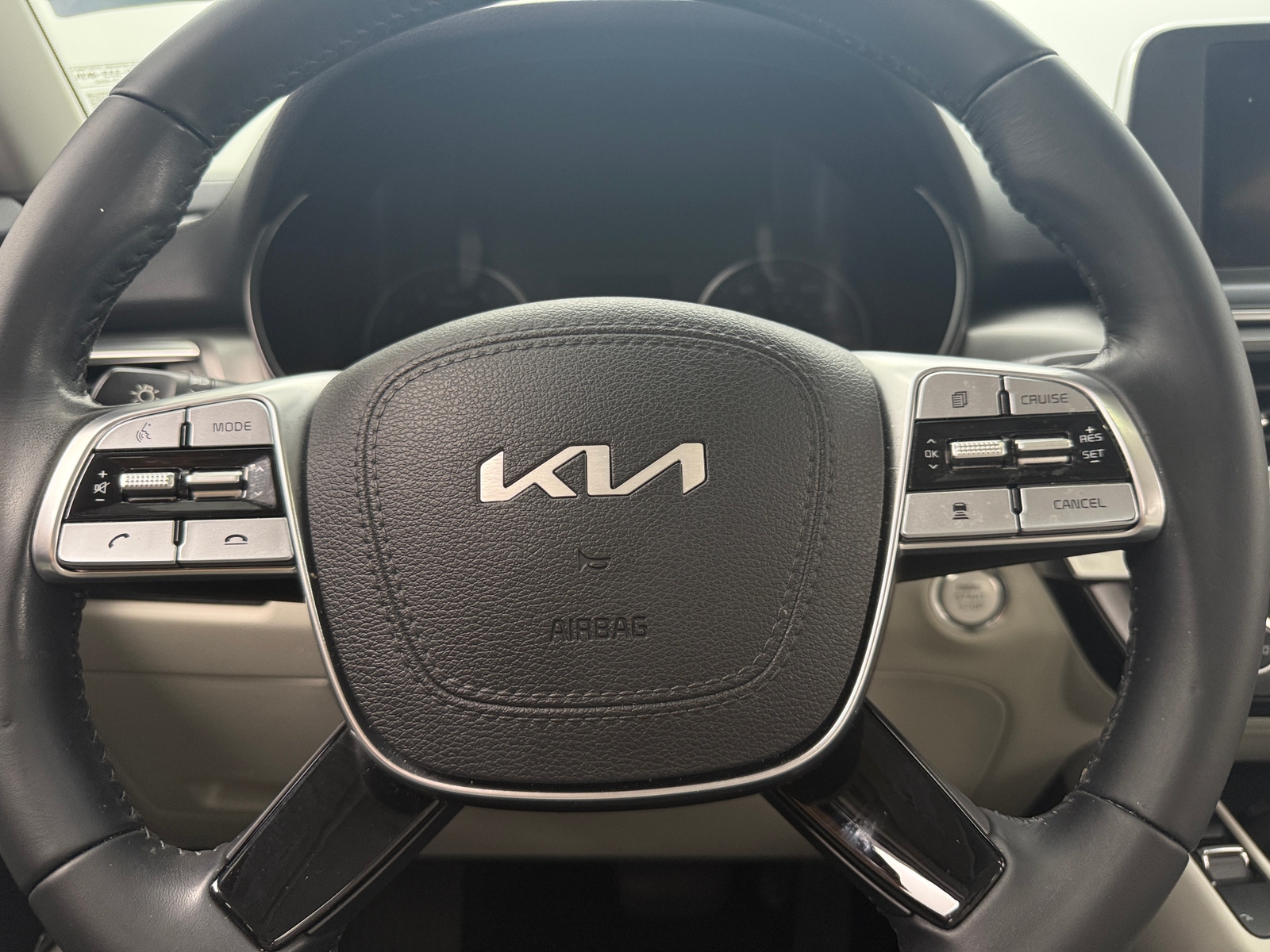 Thumbnail: 2022 Kia Telluride - 4