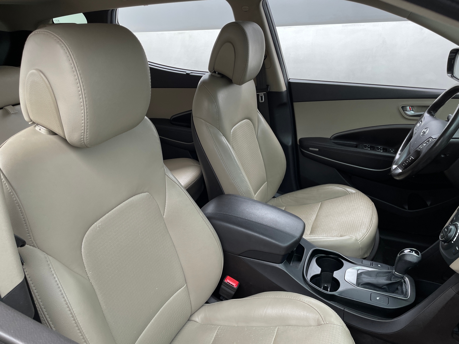 Thumbnail: 2013 Hyundai Santa Fe - 2