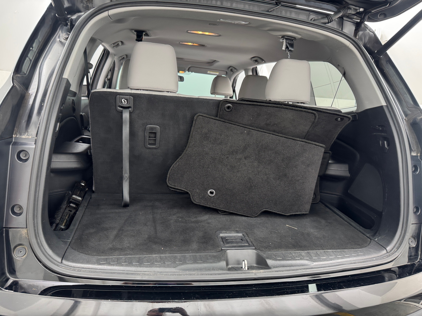Thumbnail: 2018 Honda Pilot - 6