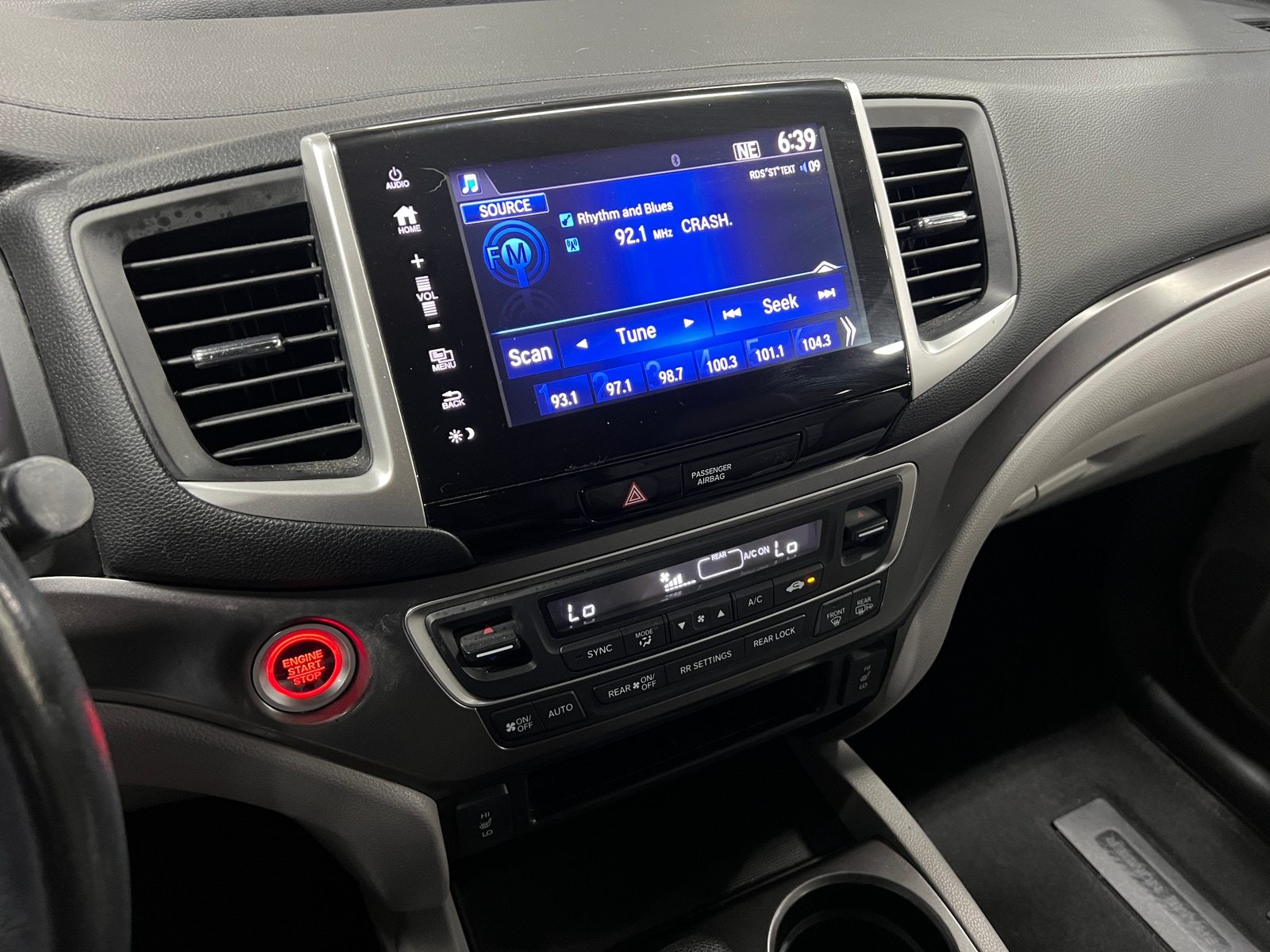Thumbnail: 2018 Honda Pilot - 3