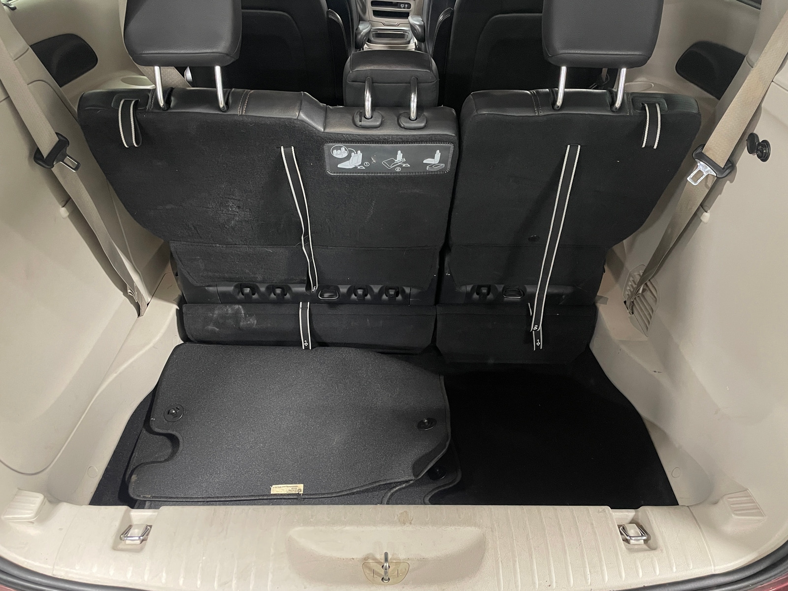 Thumbnail: 2017 Chrysler Pacifica - 6