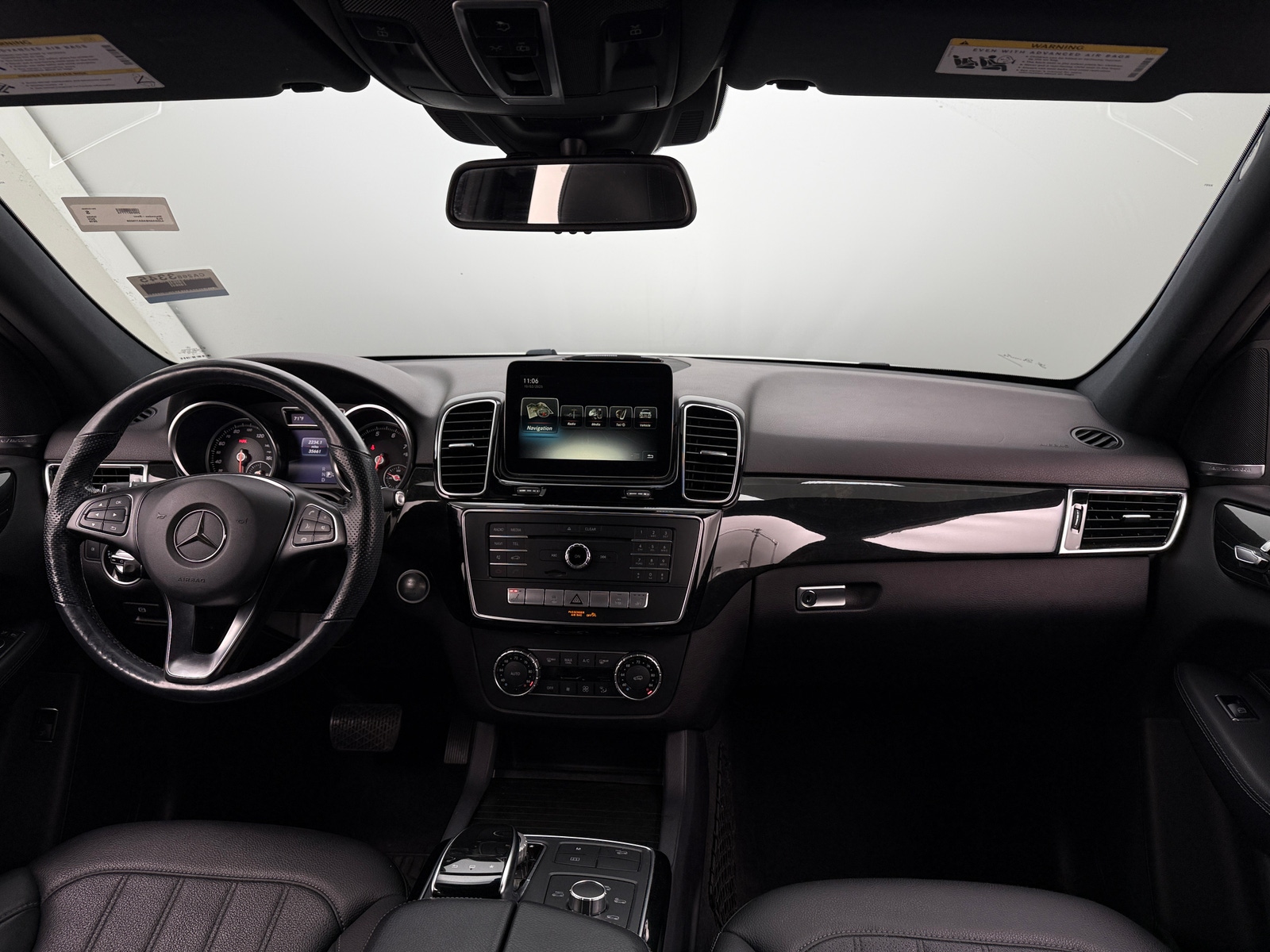 Thumbnail: 2016 Mercedes-Benz GLE - 2