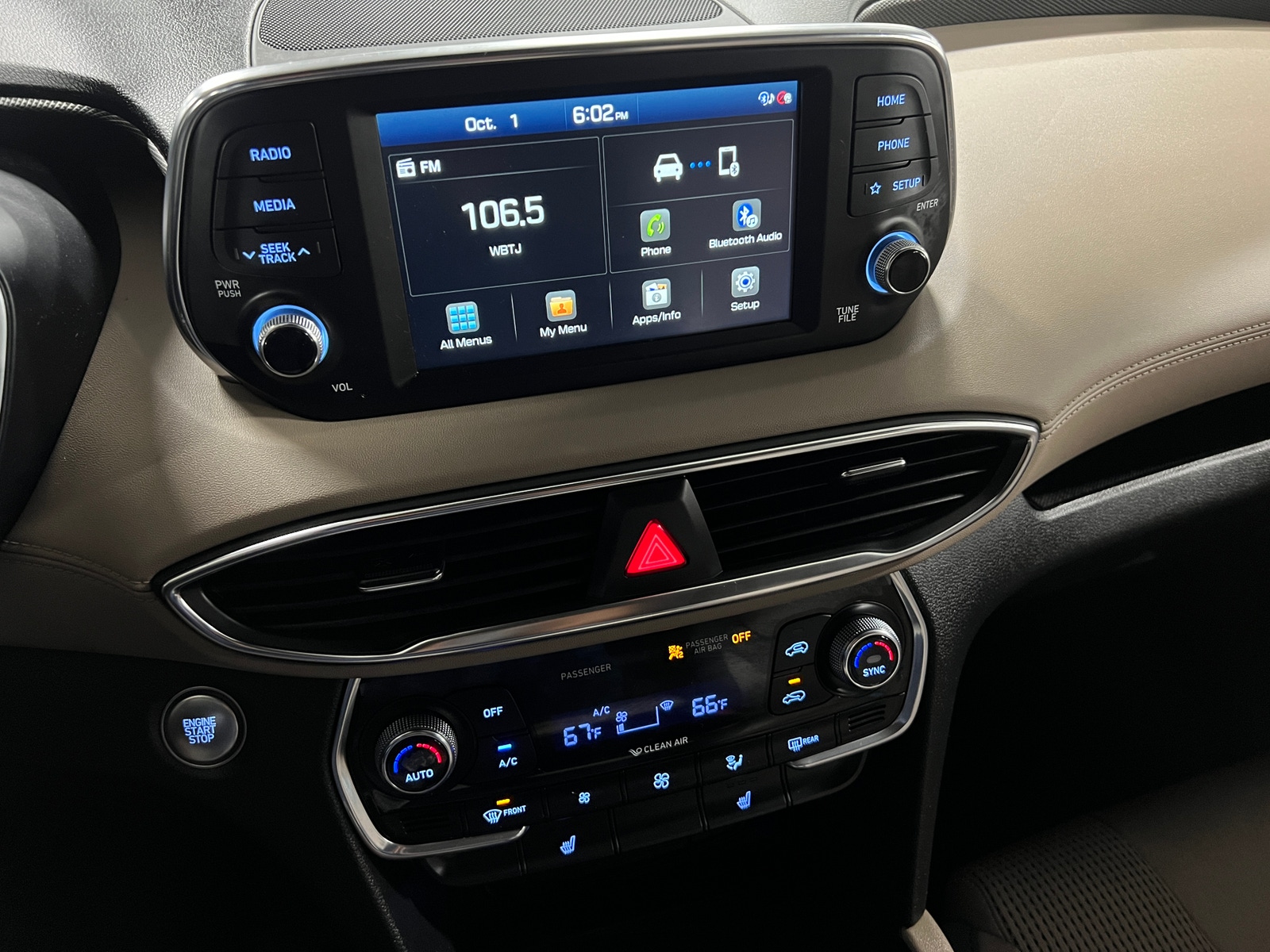 Thumbnail: 2020 Hyundai Santa Fe - 4